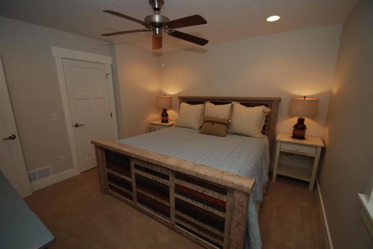 Bed in Quarterdeck Resort