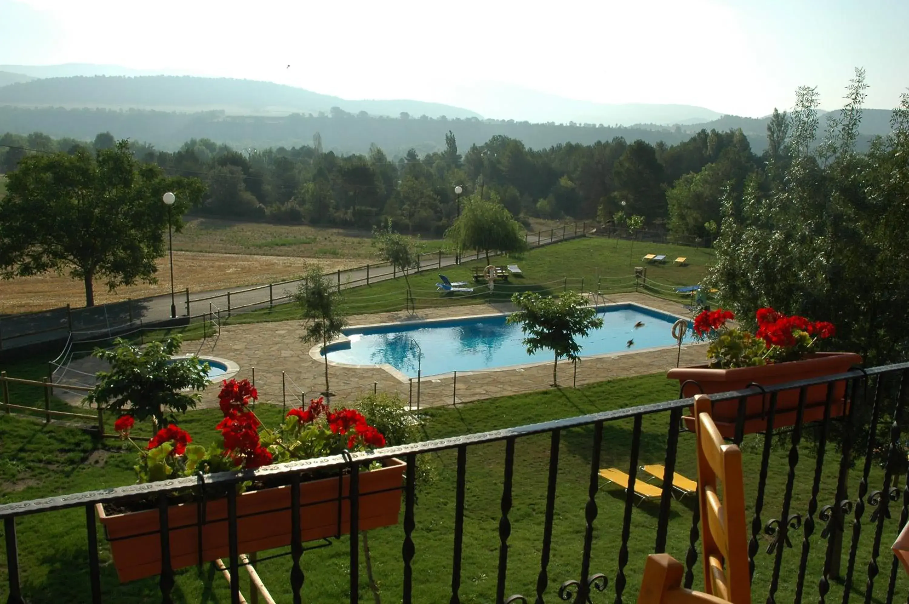 Balcony/Terrace, Pool View in Hotel & SPA Peña Montañesa