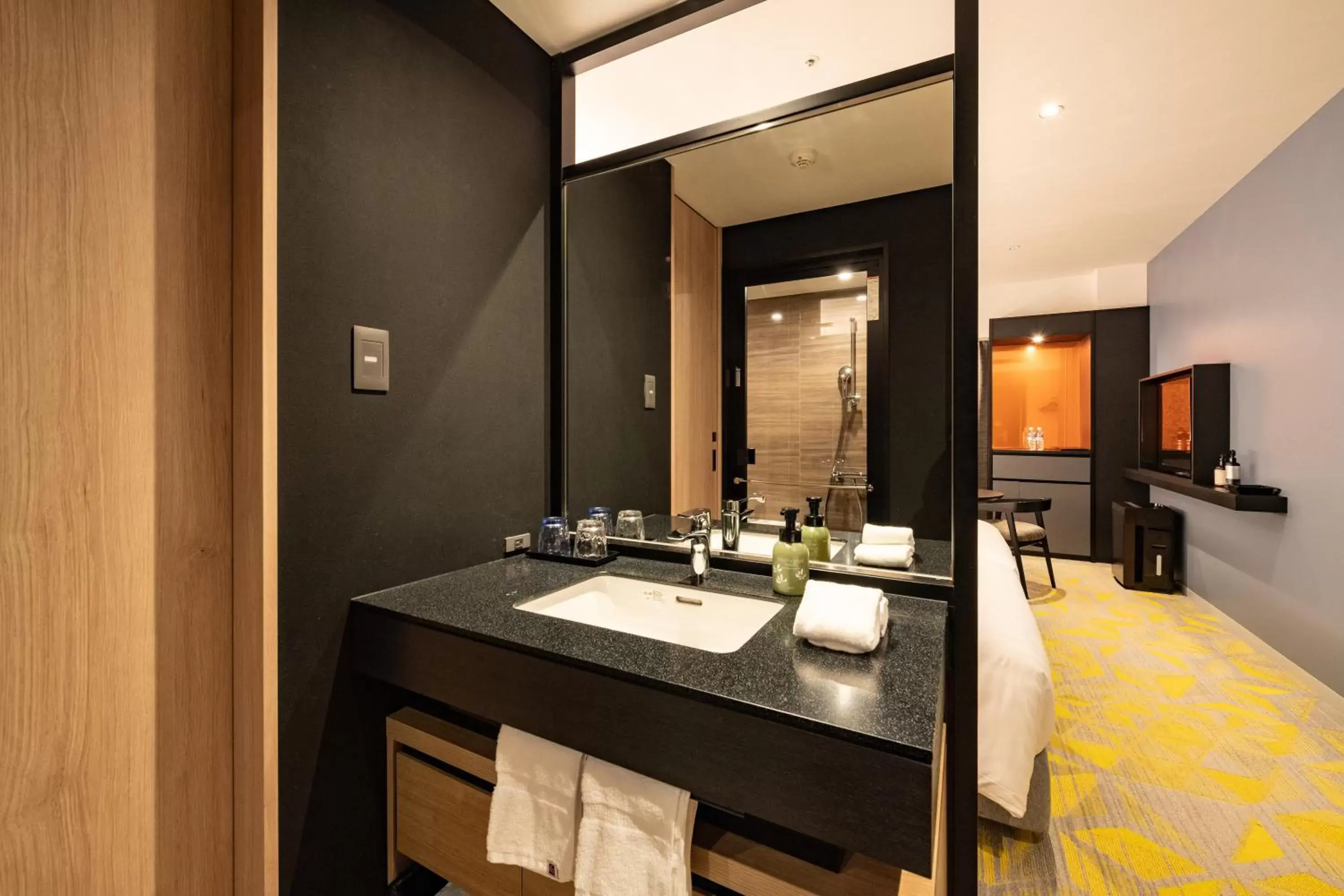 Photo of the whole room, Bathroom in Osaka Excel Hotel Tokyu