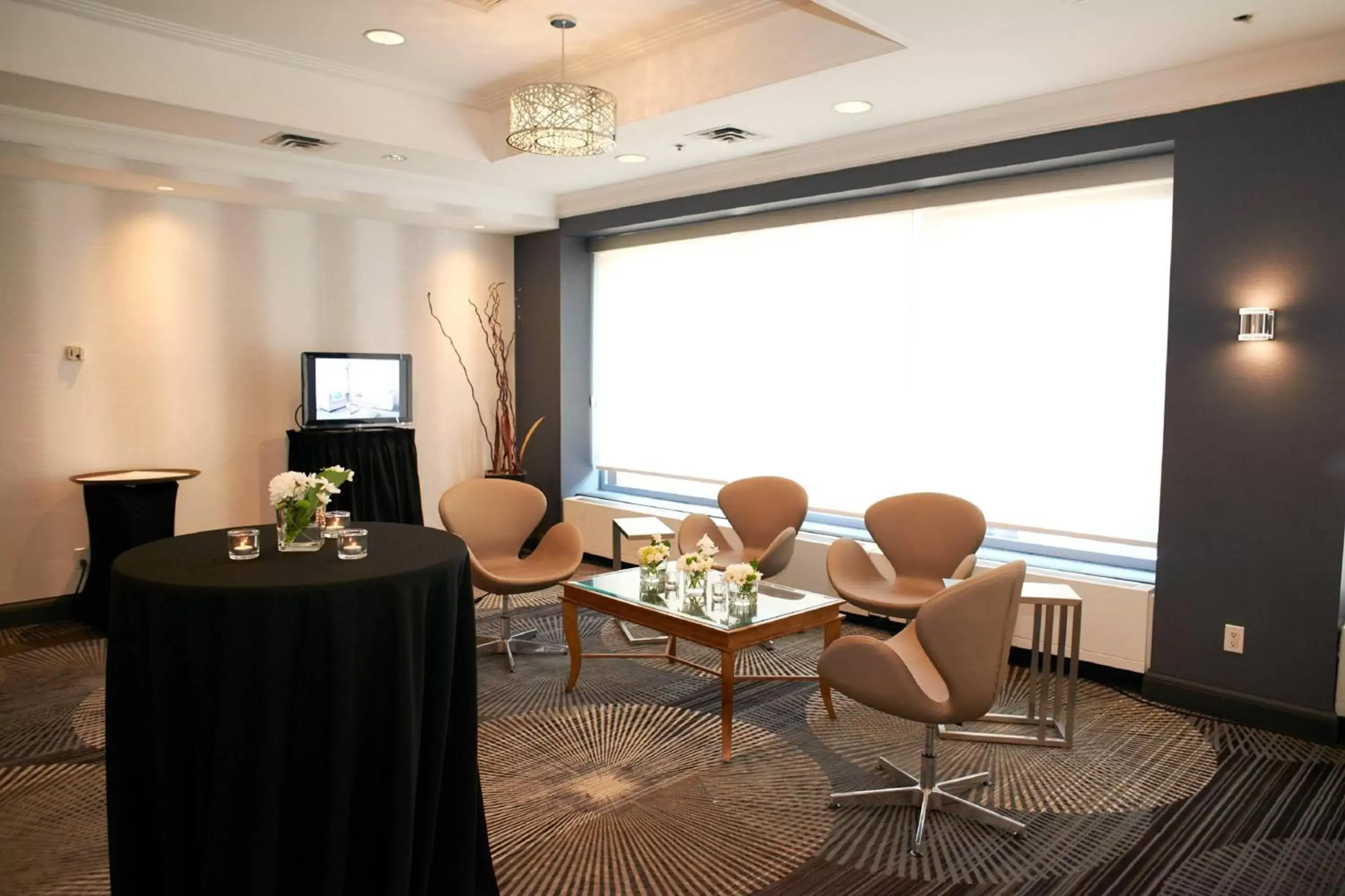 Meeting/conference room in Courtyard by Marriott Toronto Downtown