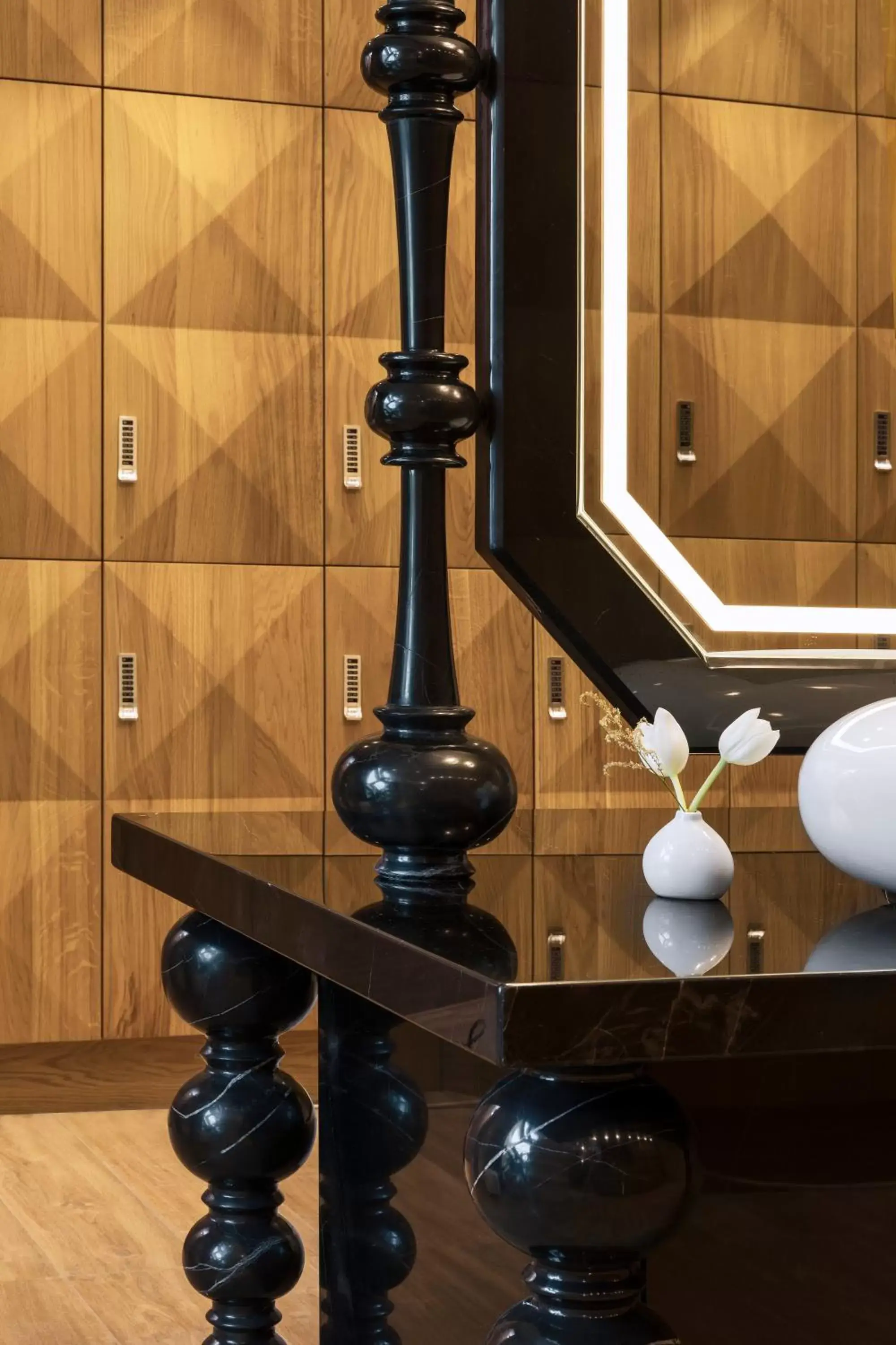 Fitness centre/facilities in Mondrian Doha Fitness centre/facilities in Mondrian Doha