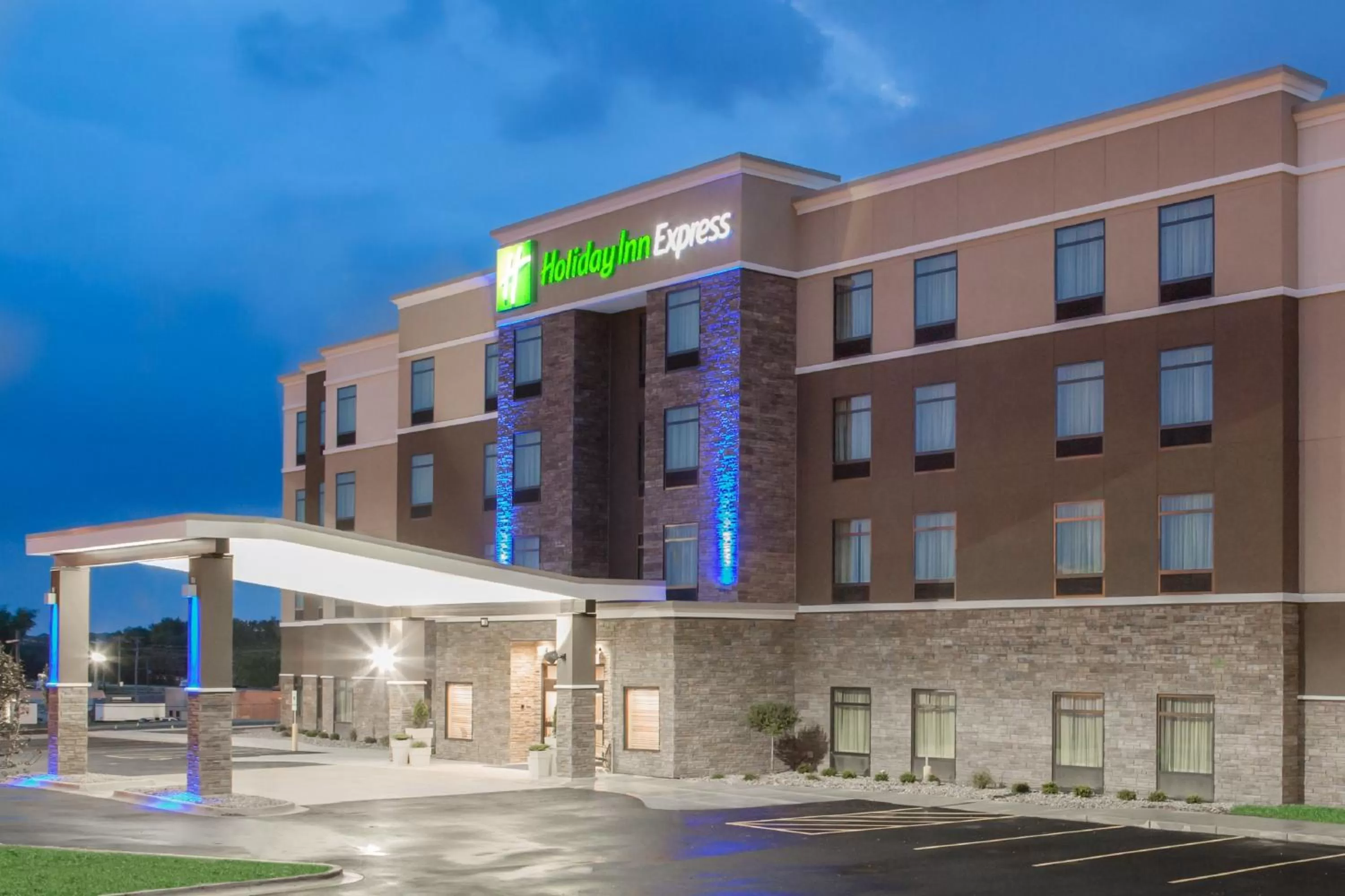 Property building in Holiday Inn Express Moline - Quad Cities Area by IHG