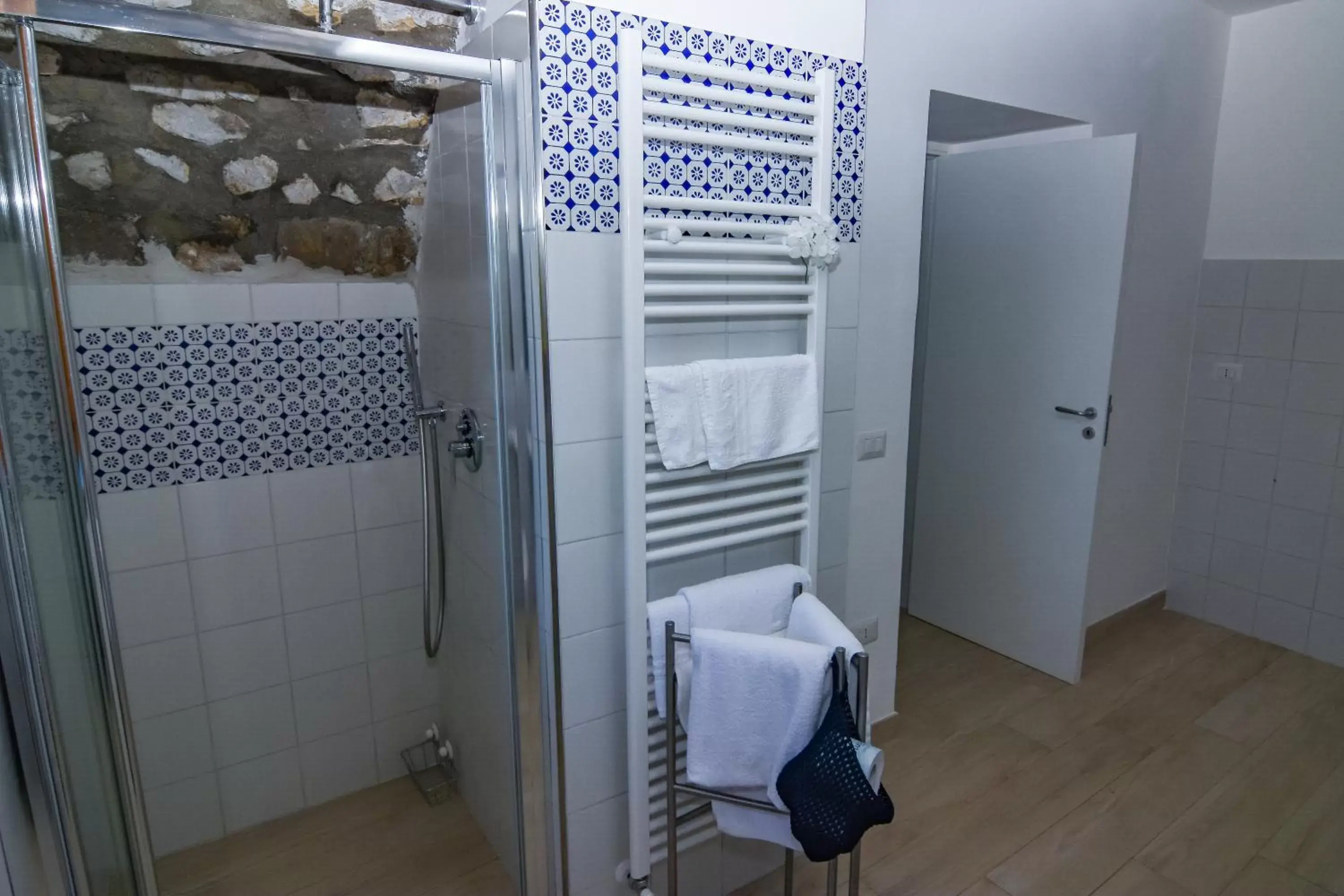 Bathroom in Villa Mariagiovanna