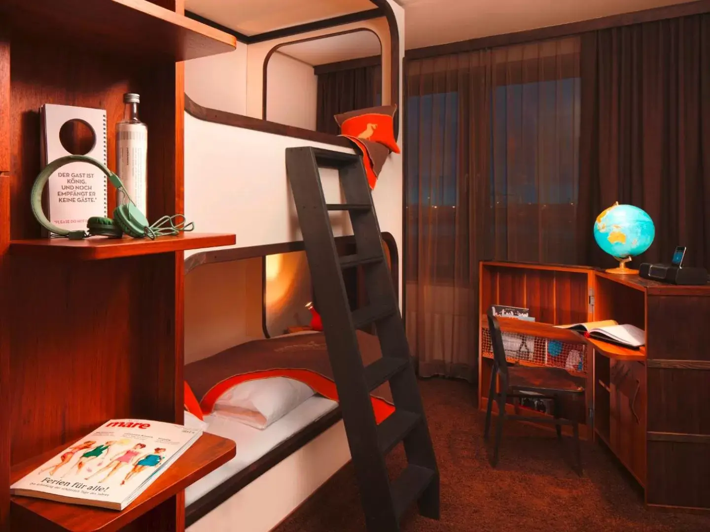 Photo of the whole room, Bunk Bed in 25hours Hotel Hamburg HafenCity
