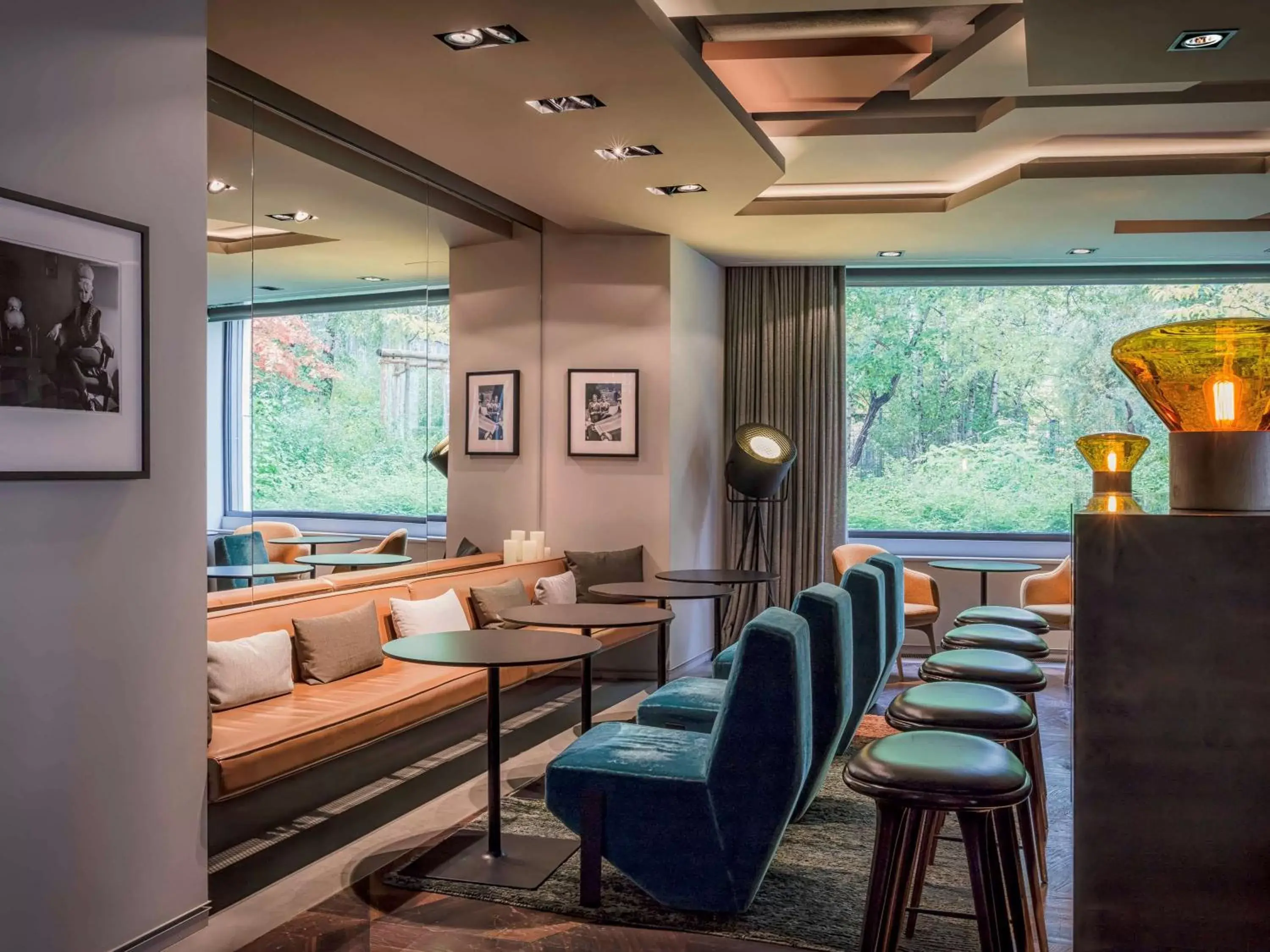 Lounge or bar in SO/ Berlin Das Stue Lounge or bar in SO/ Berlin Das Stue