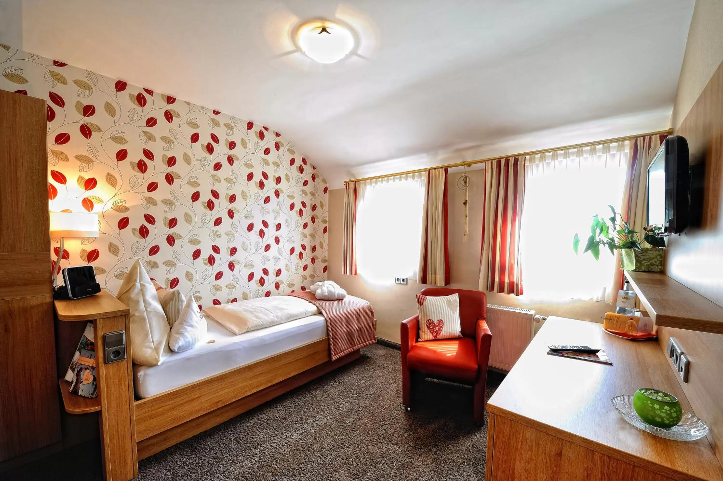 Bed in Landhotel Talblick