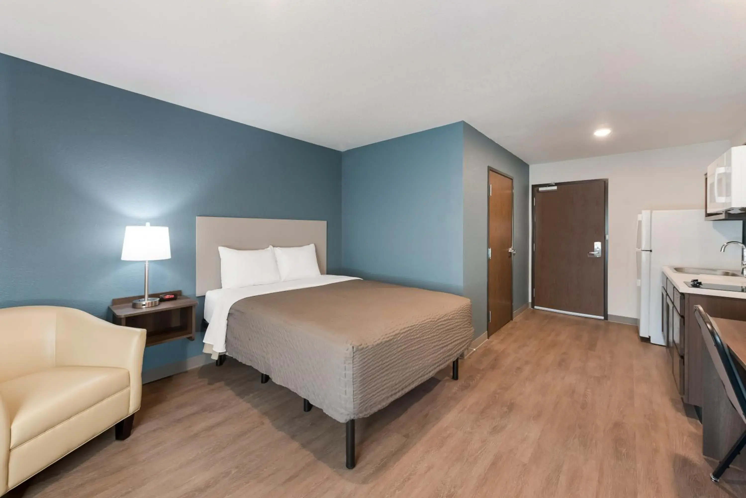 Bed in WoodSpring Suites Dayton North