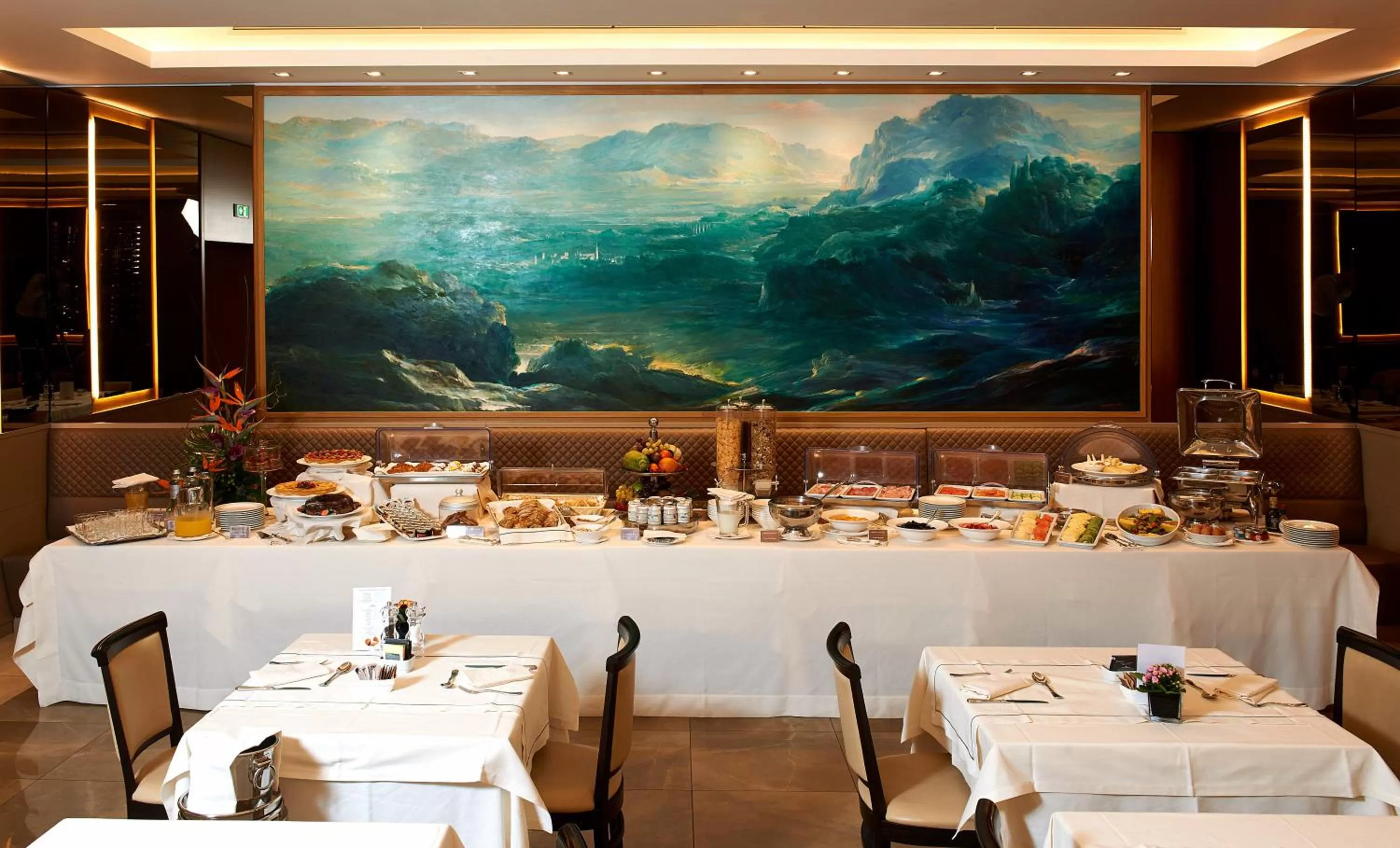 Restaurant/places to eat in Harry's Bar Trevi Hotel & Restaurant