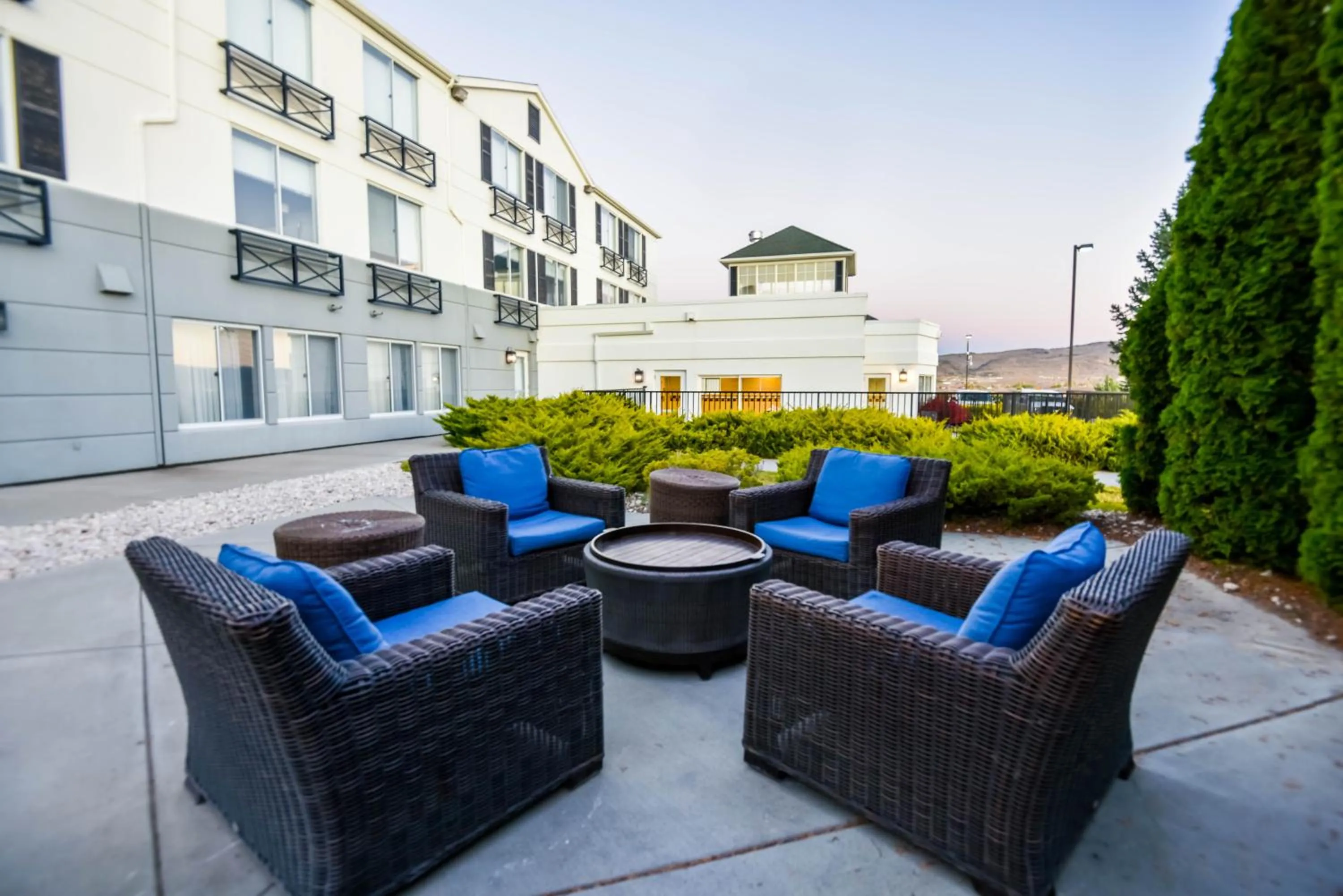 Patio in Shutters Hotel