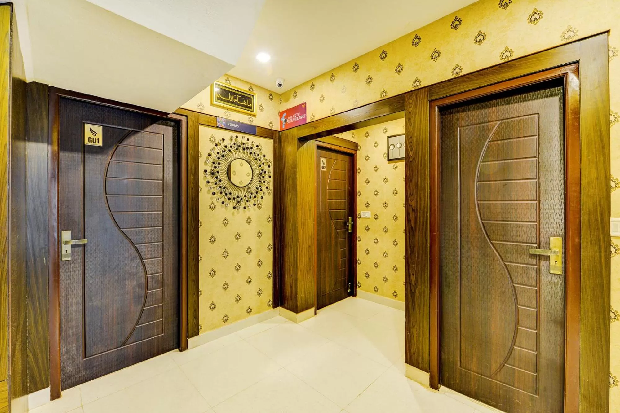 Lobby or reception in FabHotel Sky Bay Residency - Near Kodambakkam Railway Station