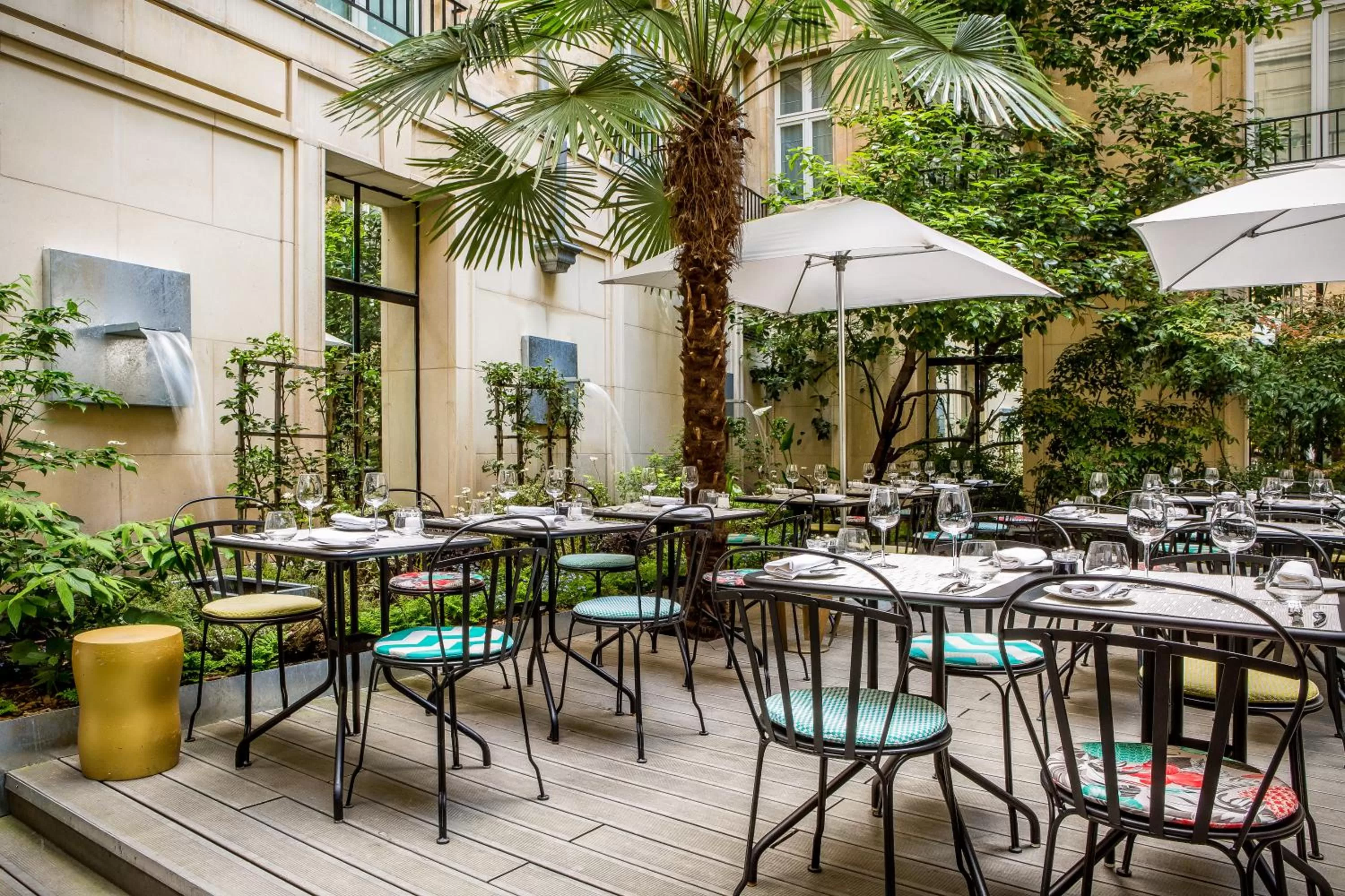 Restaurant/places to eat in Sofitel Paris Le Faubourg