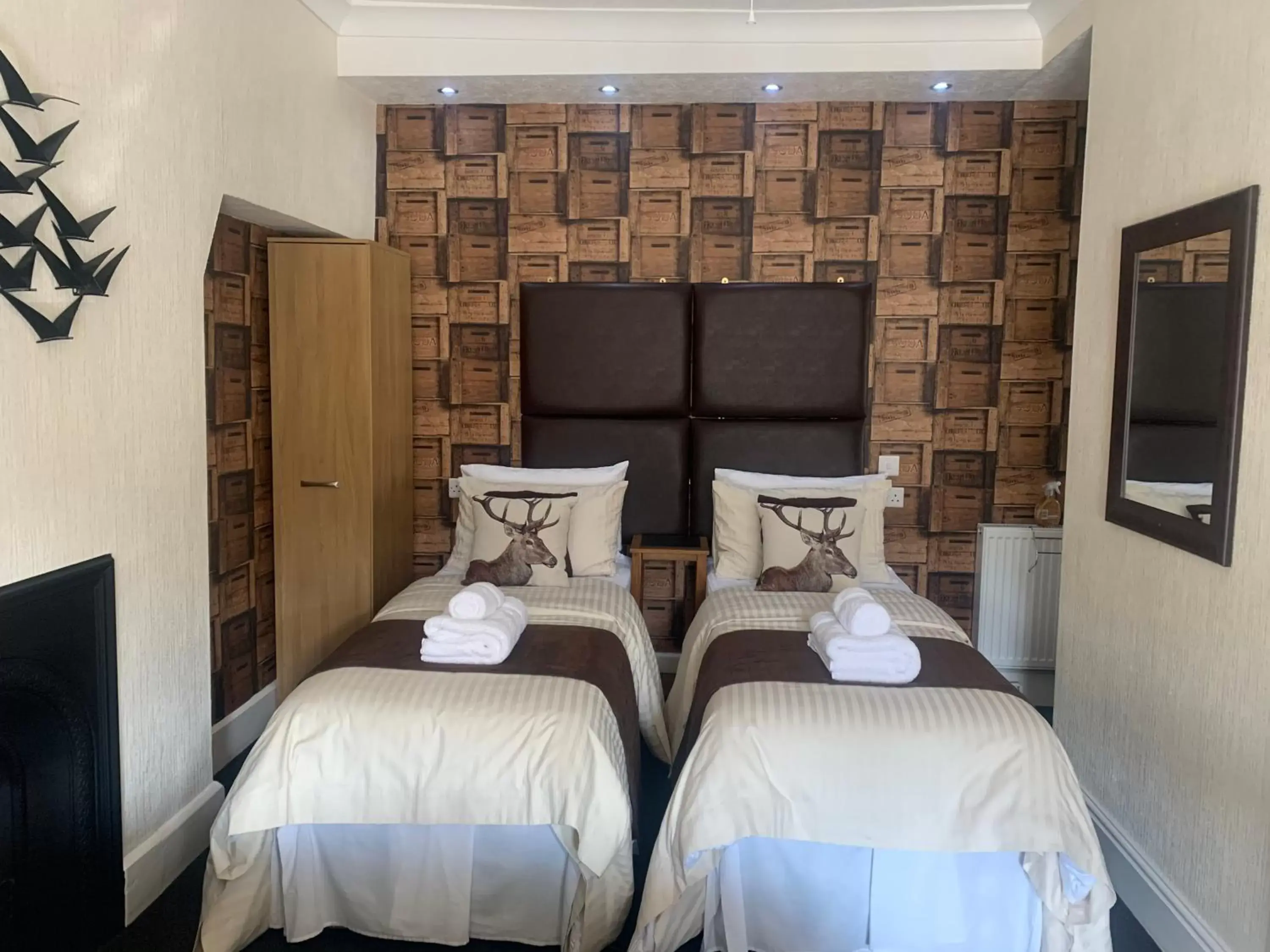 Bedroom, Bed in Arran Lodge B&B
