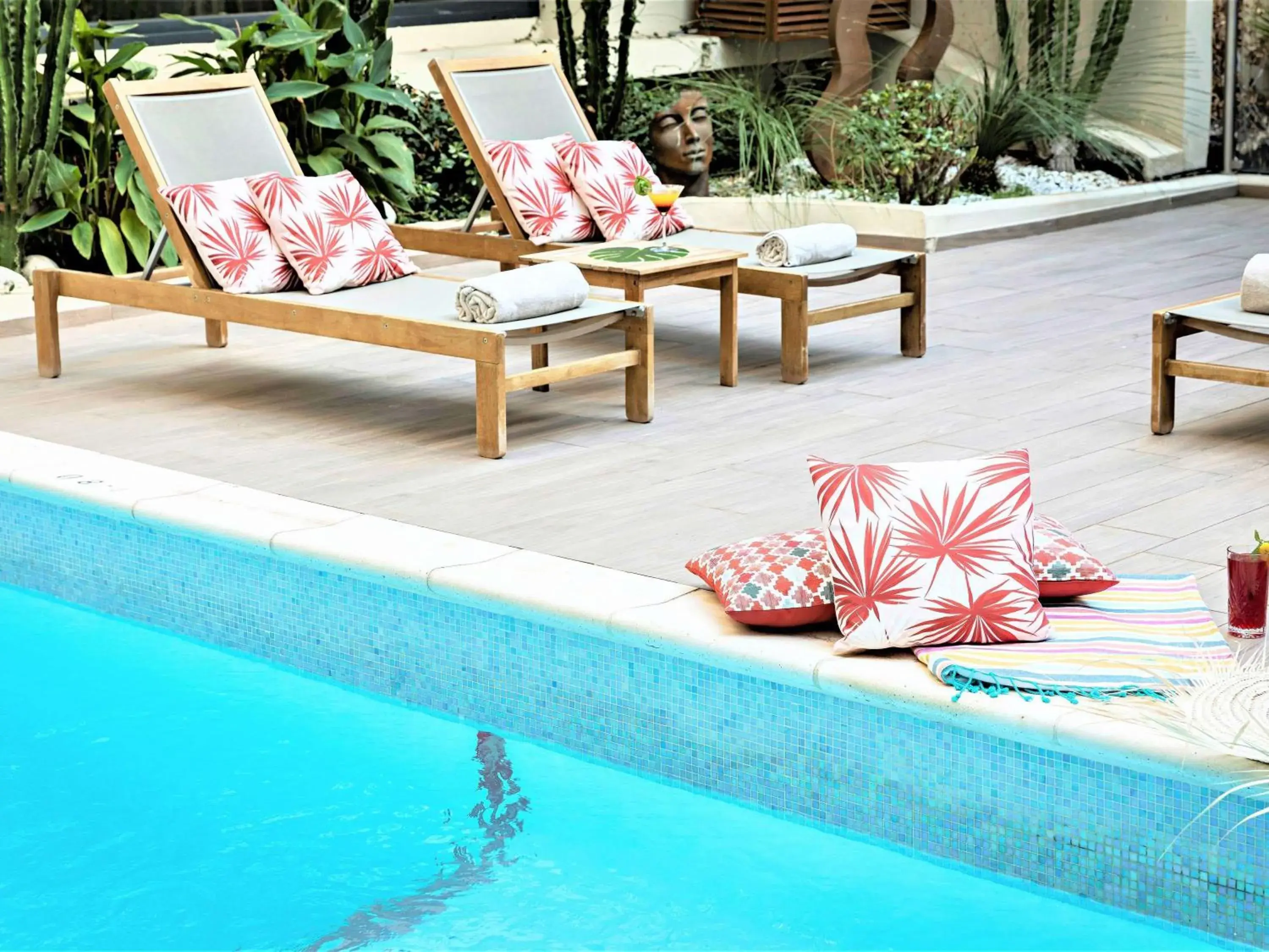 Pool view, Swimming Pool in Hotel Croisette Beach Cannes Mgallery