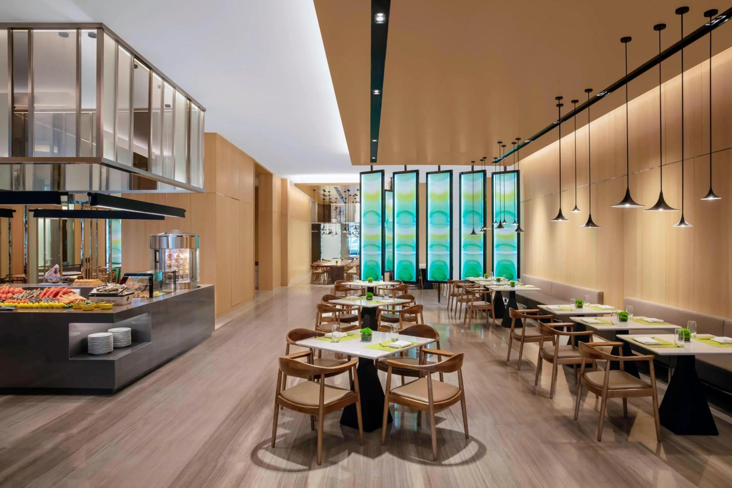 Restaurant/places to eat in Courtyard by Marriott Shanghai Minhang