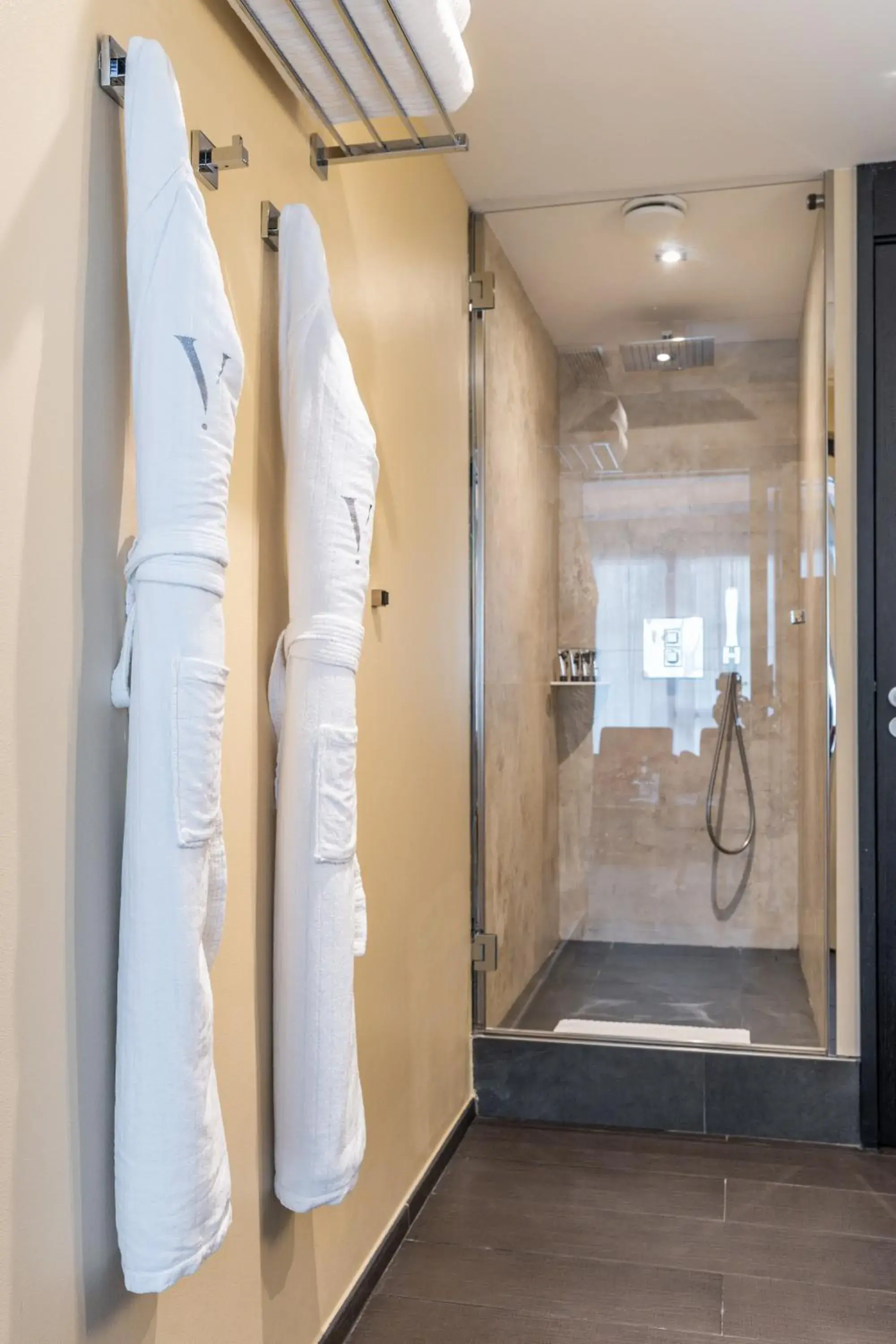 Bathroom in Five Seas Hotel Cannes, a Member of Design Hotels