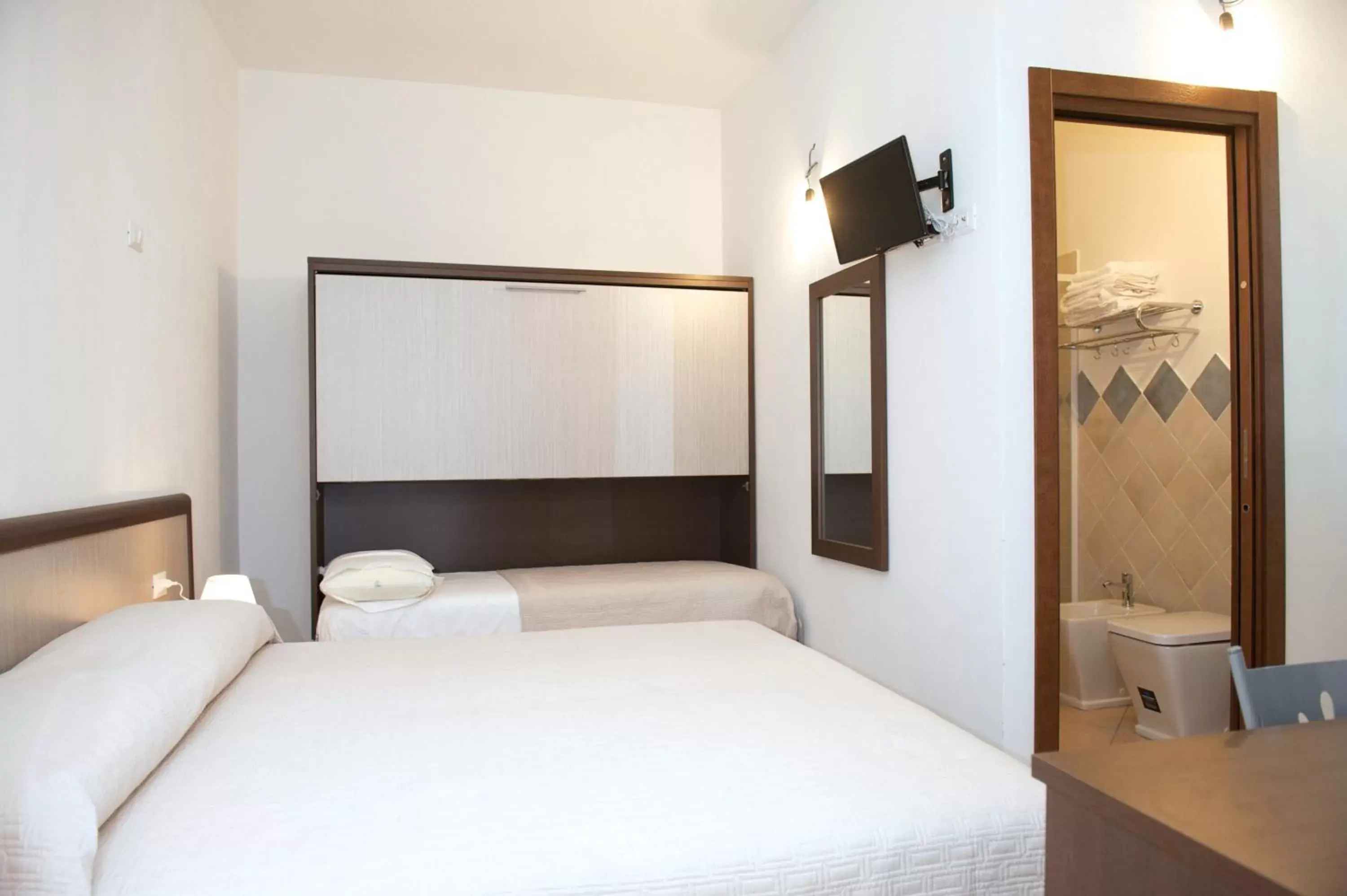 Bed in Domo - Guest-House Il Nespolo Fiorito