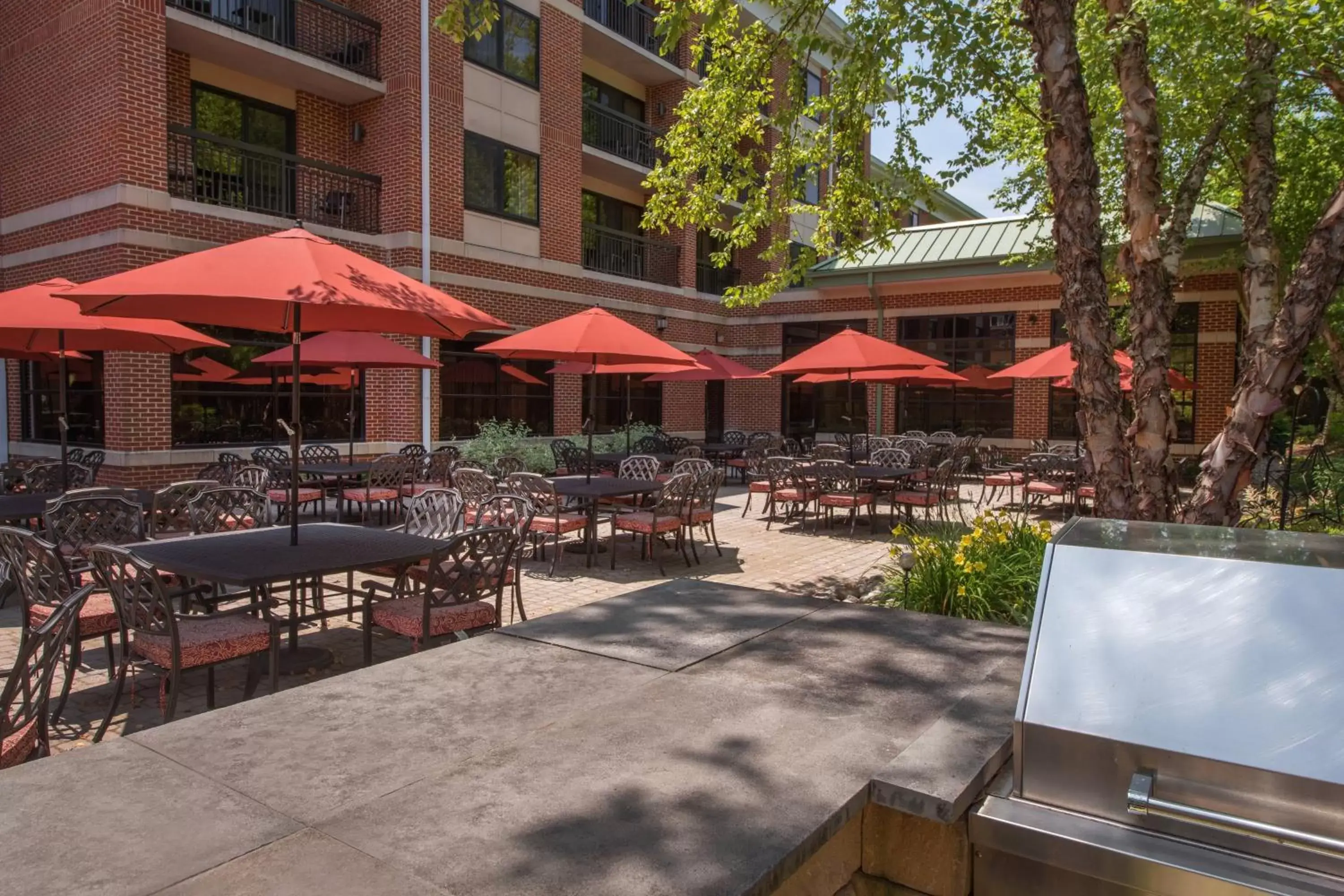 Property building, Restaurant/Places to Eat in Courtyard by Marriott Newark-University of Delaware
