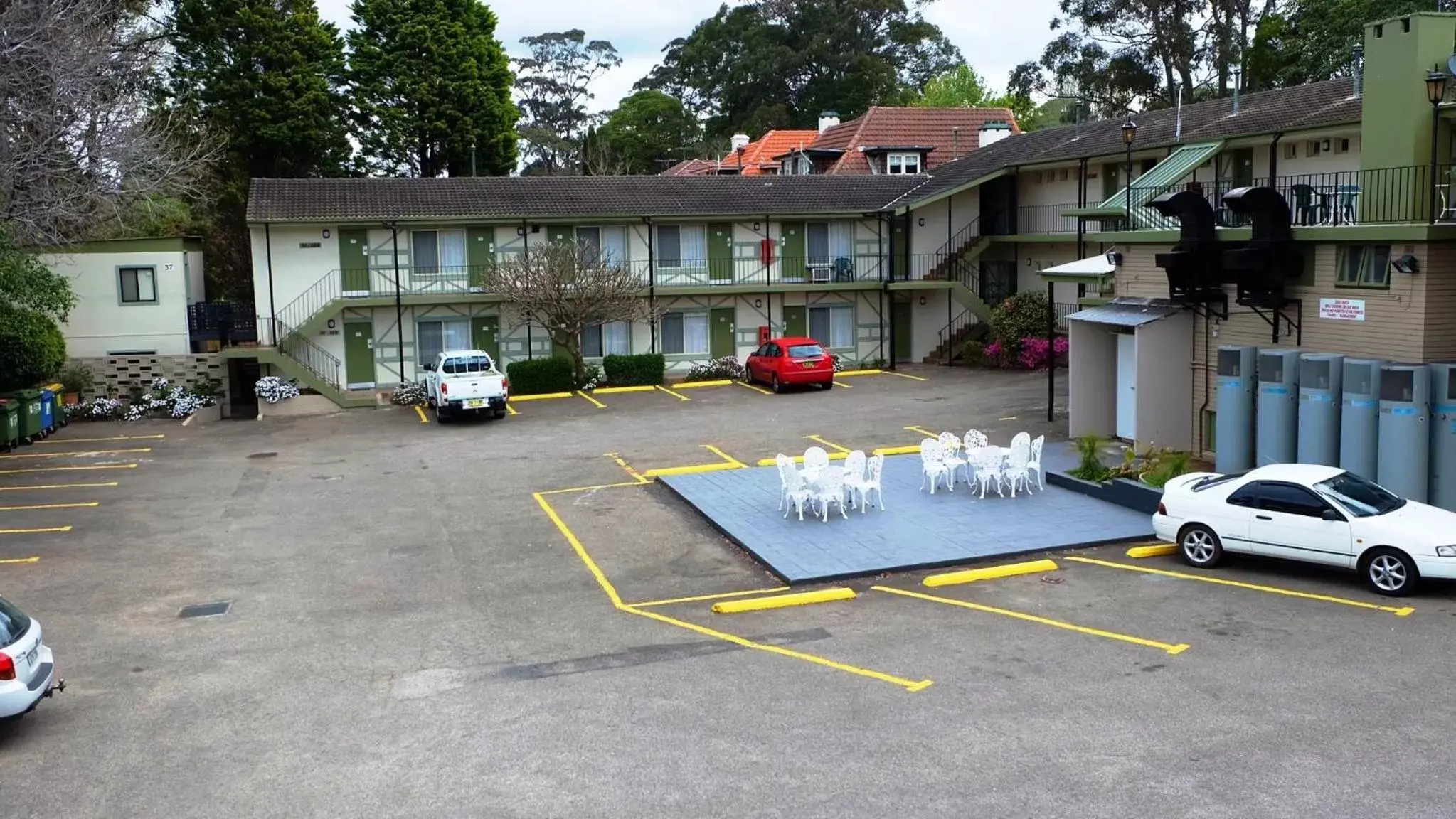 Facade/entrance, Property Building in Ascot Motor Inn