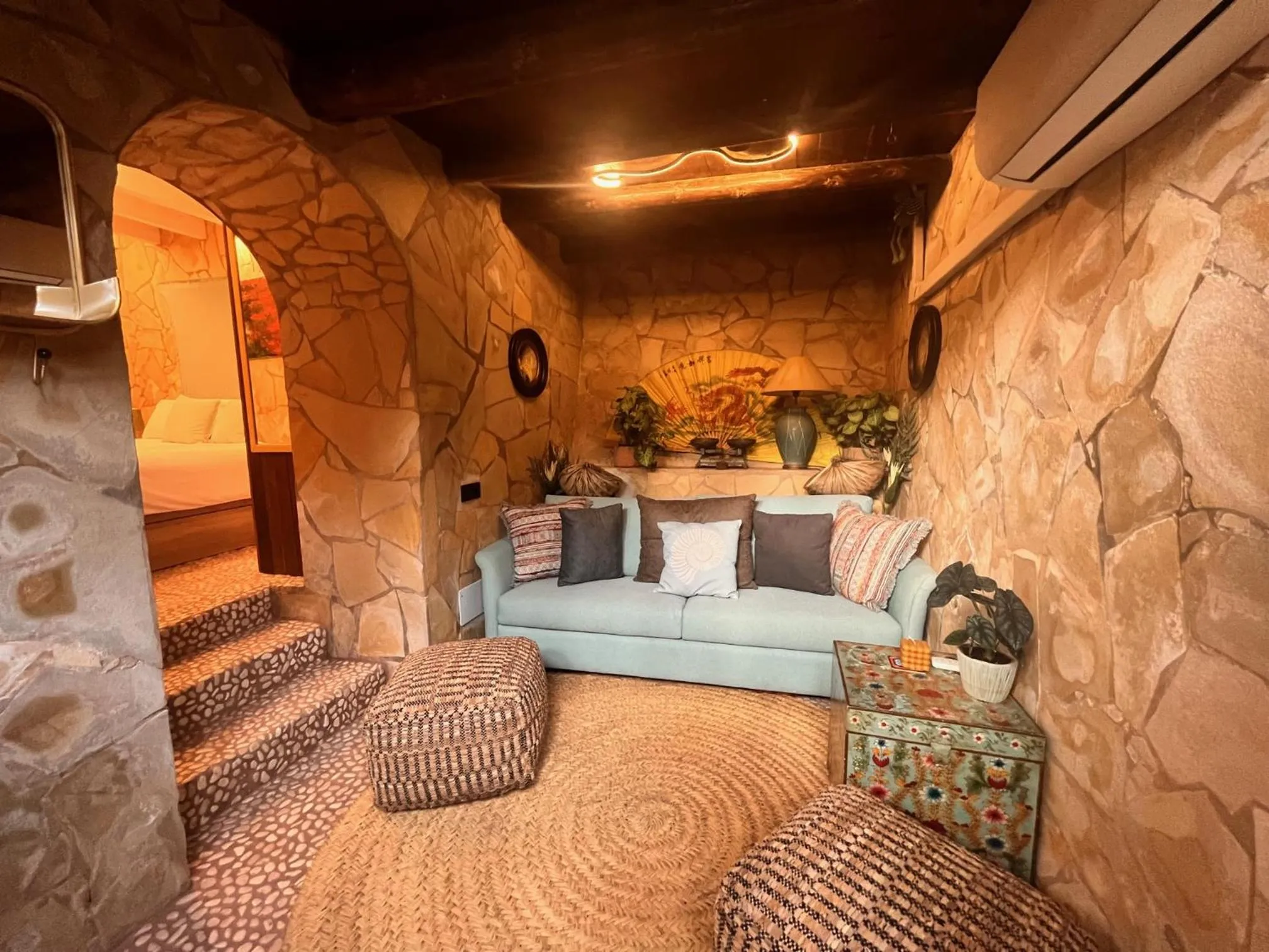 Living room, Bed in Boutique Hostal La Curandera de Salinas