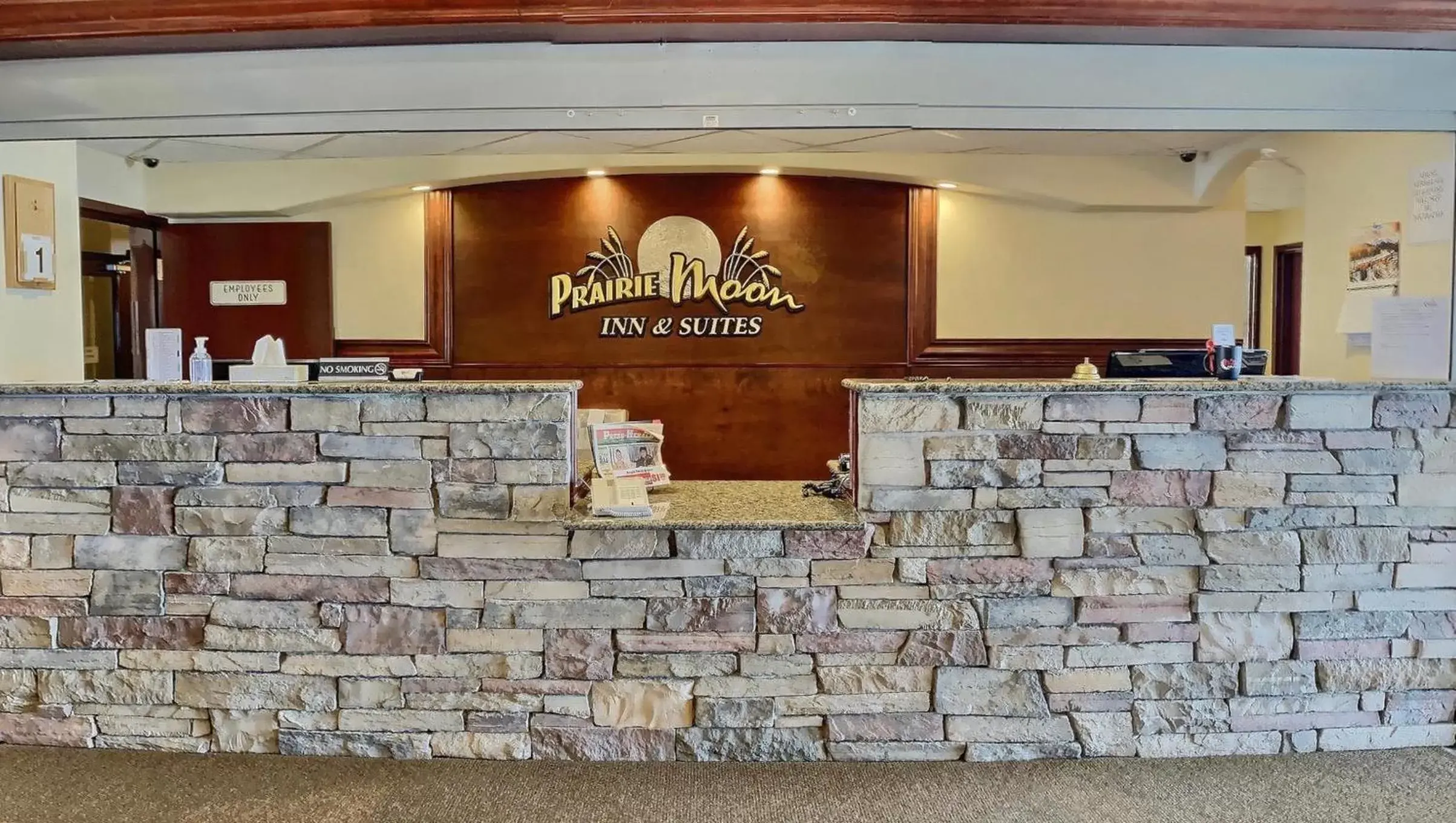 Lobby or reception in Prairie Moon Inn & Suites Unity