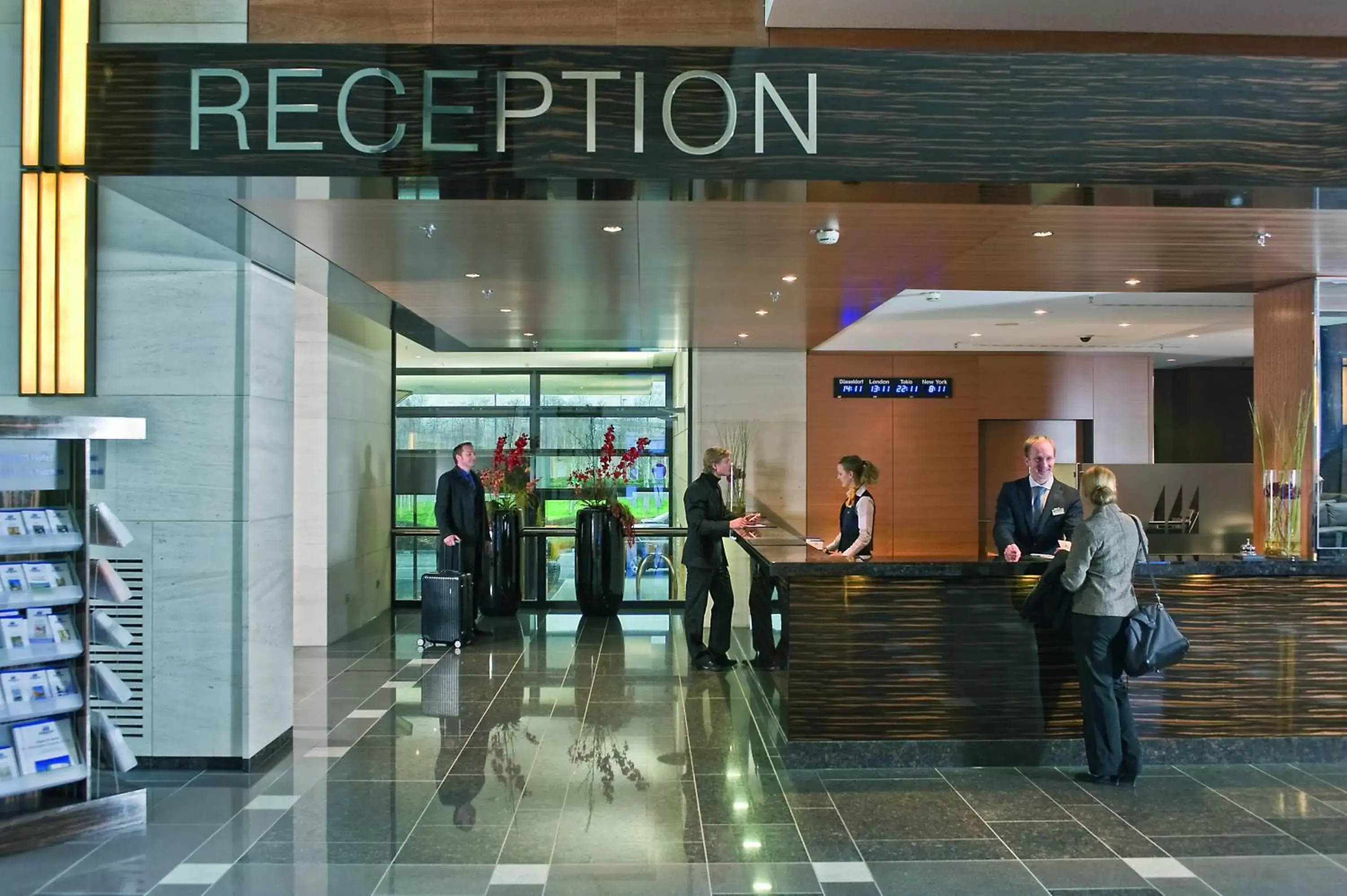 Lobby or reception in Maritim Hotel Düsseldorf