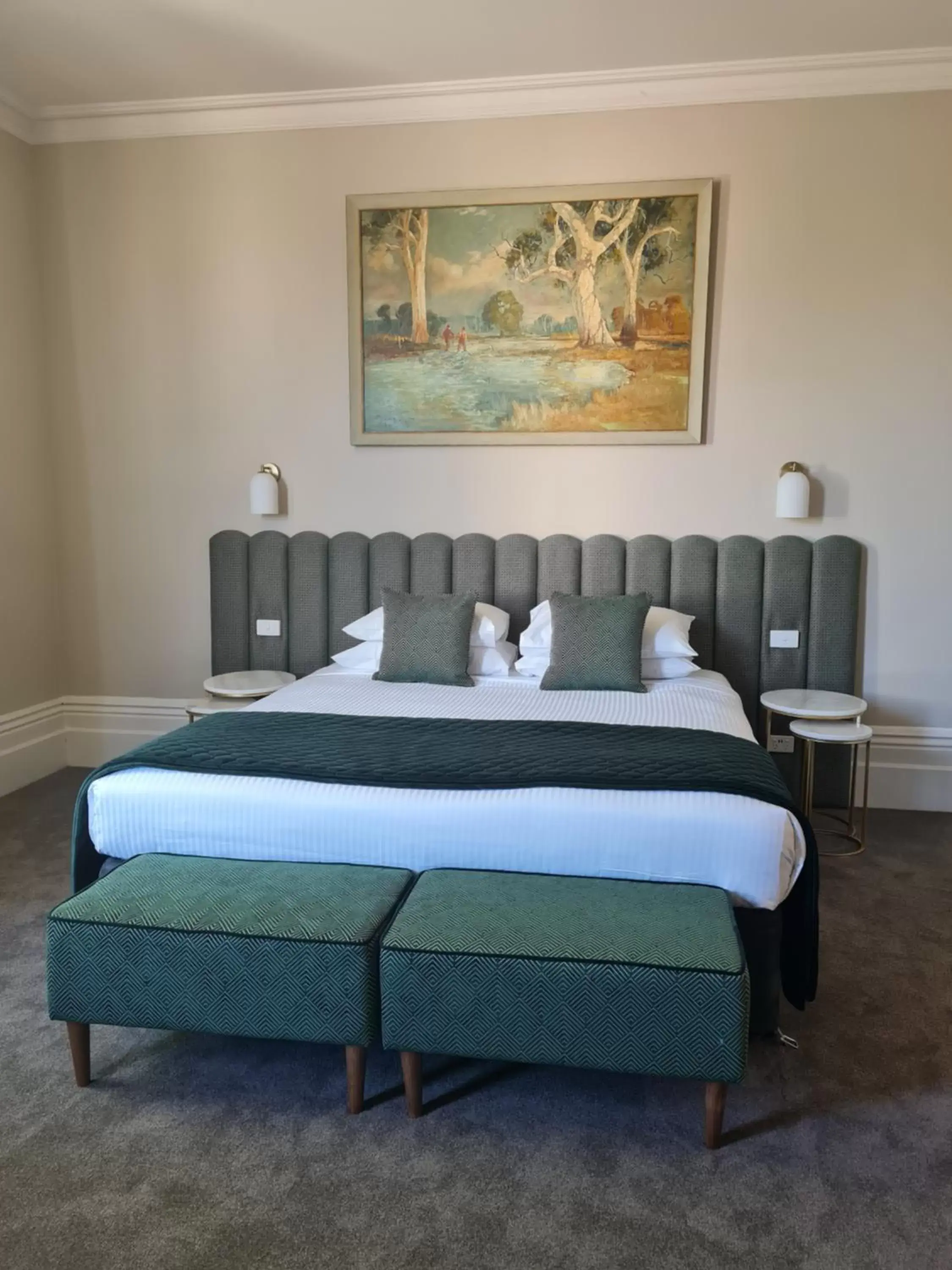 Bedroom, Bed in Mount Gambier Hotel