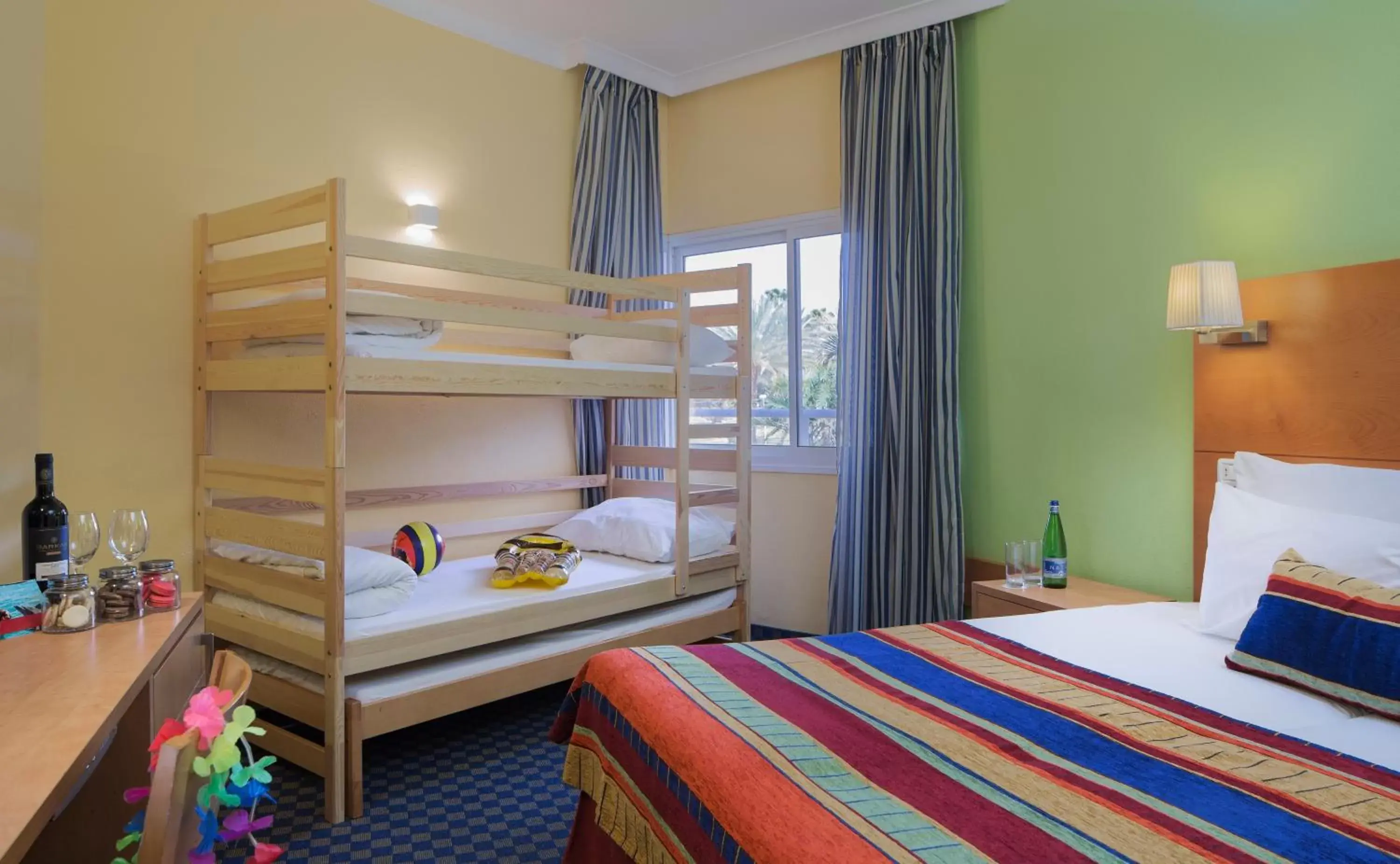 Bedroom, Bunk Bed in Prima Music Hotel