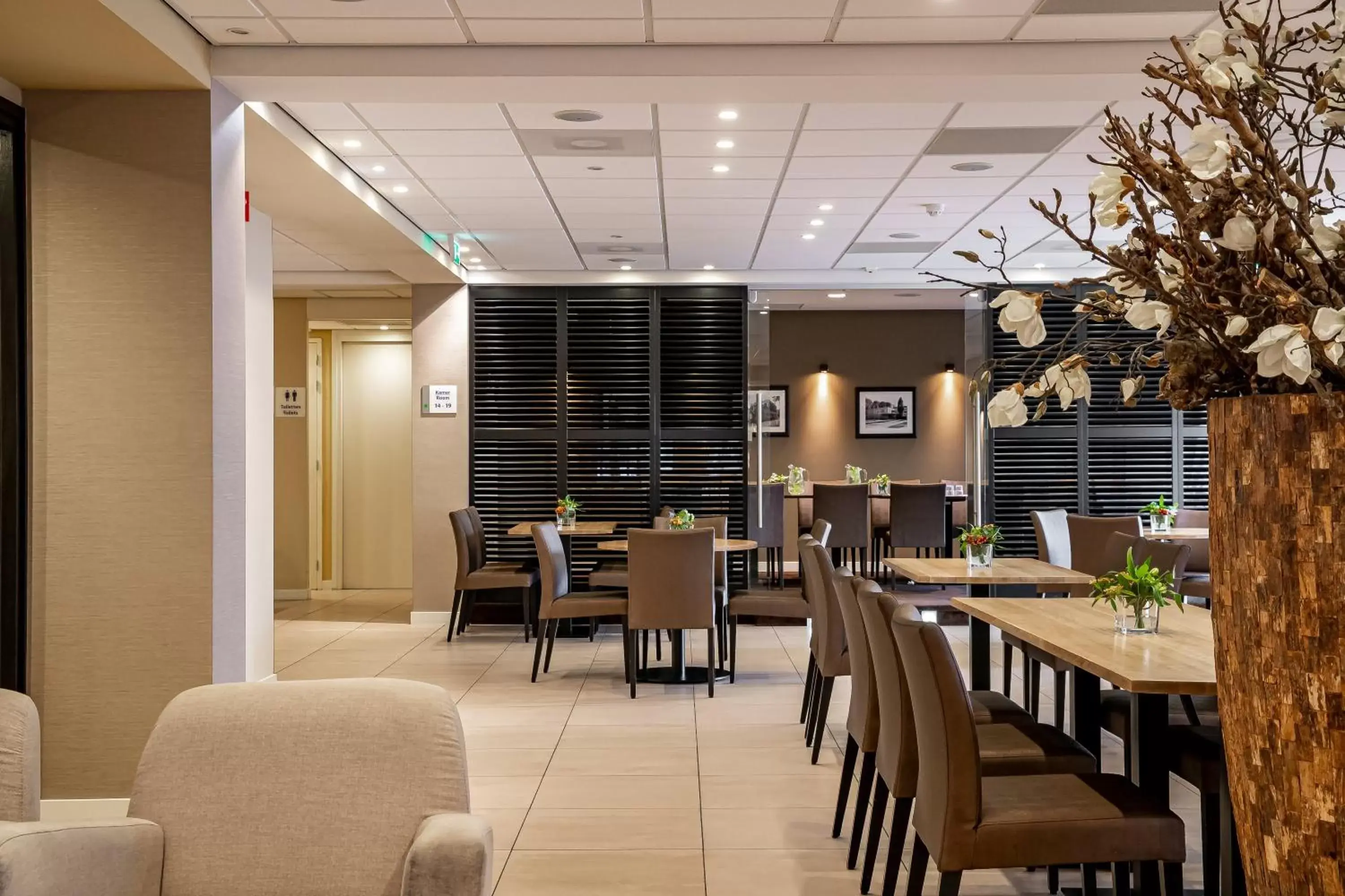 Restaurant/Places to Eat in Holiday Inn Express Amsterdam - South, an IHG Hotel