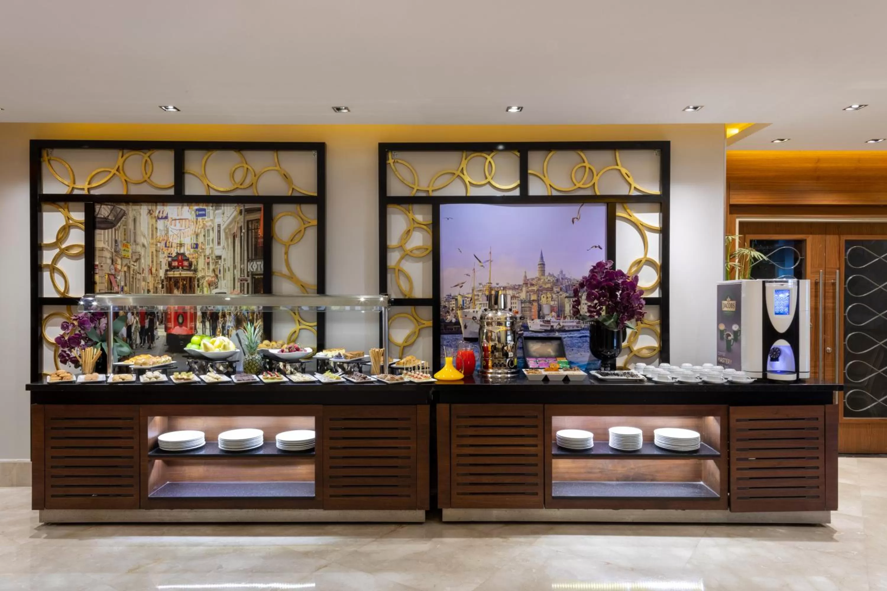 Meeting/conference room in Mercure Istanbul Bomonti