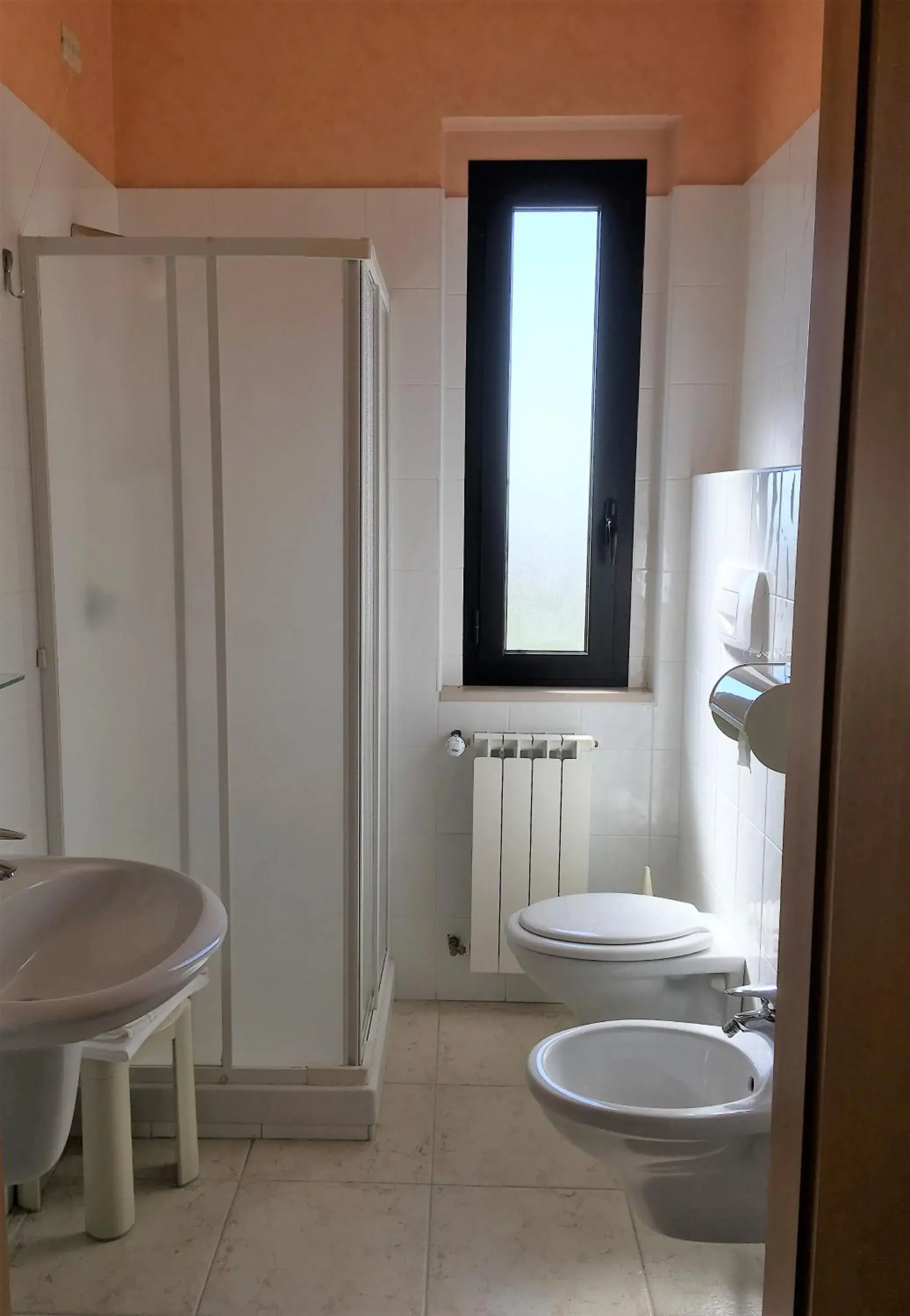 Bathroom in Hotel Euro