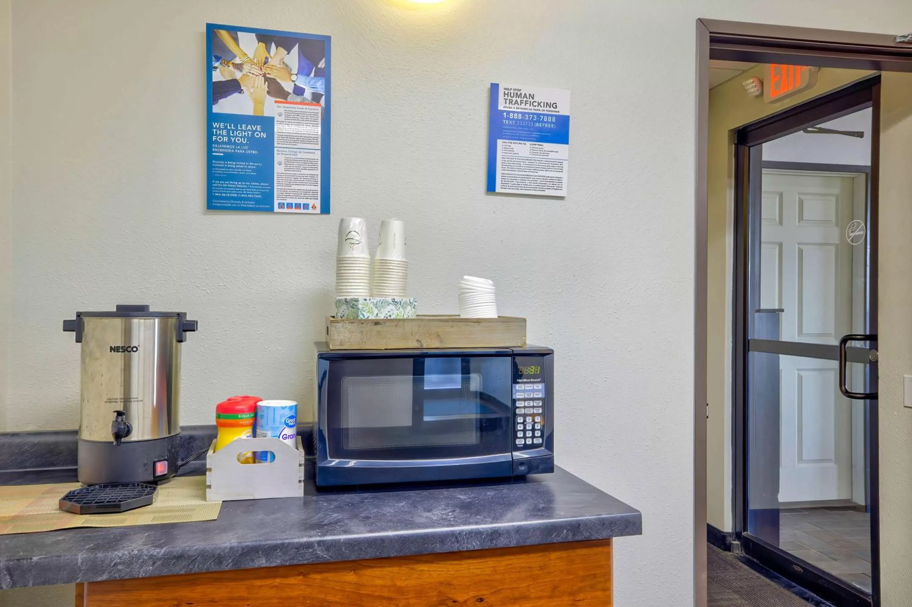 Property building in Motel 6-Percival, IA