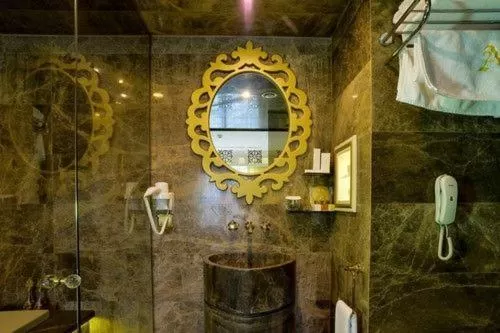 Bathroom in Altın Otel & Spa Balıkesir
