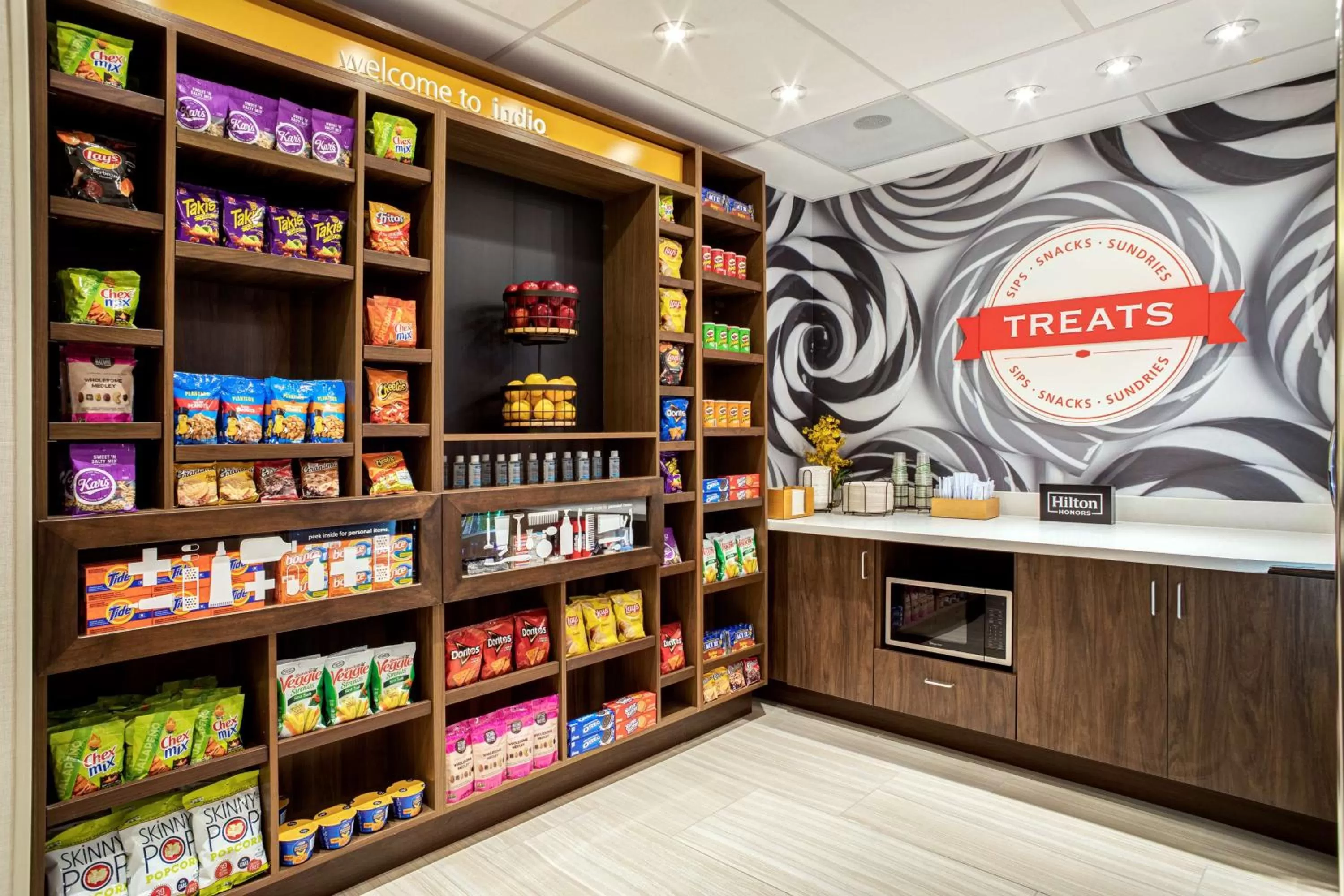 Restaurant/places to eat in Hampton Inn & Suites Indio, Ca