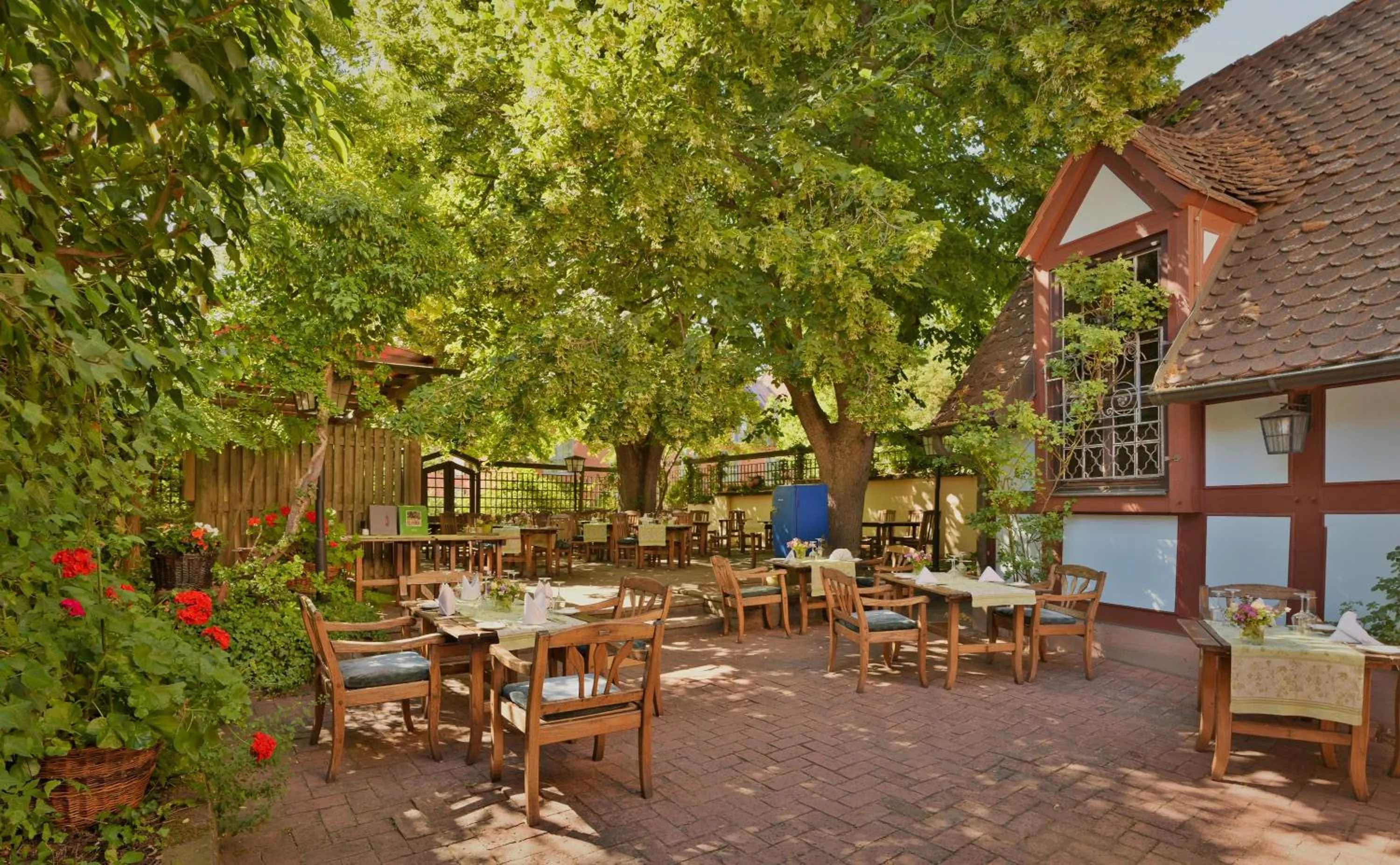 Restaurant/places to eat in Hotel Gasthaus Rottner