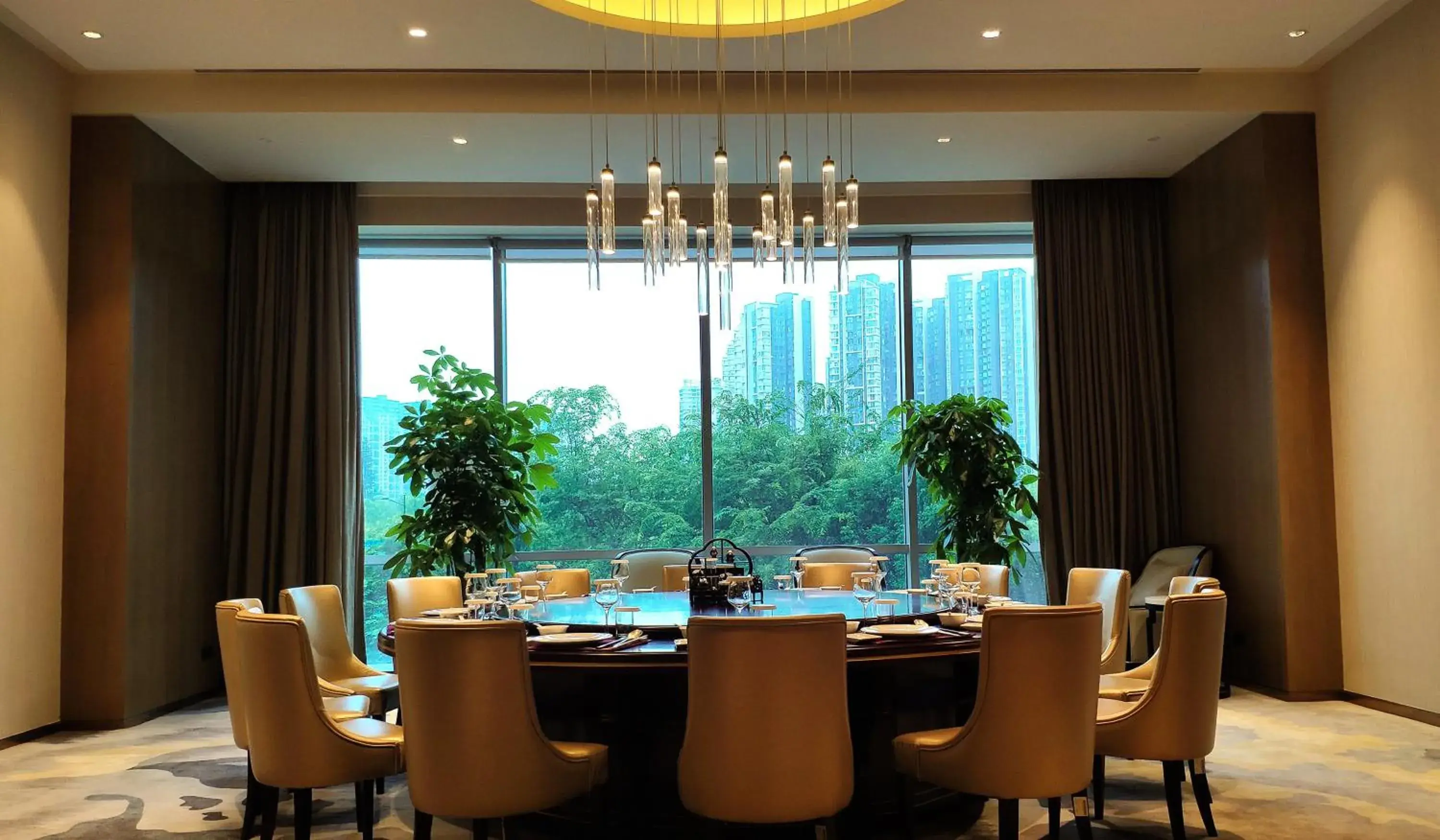 Restaurant/Places to Eat in Crowne Plaza Chengdu Wenjiang, an IHG Hotel