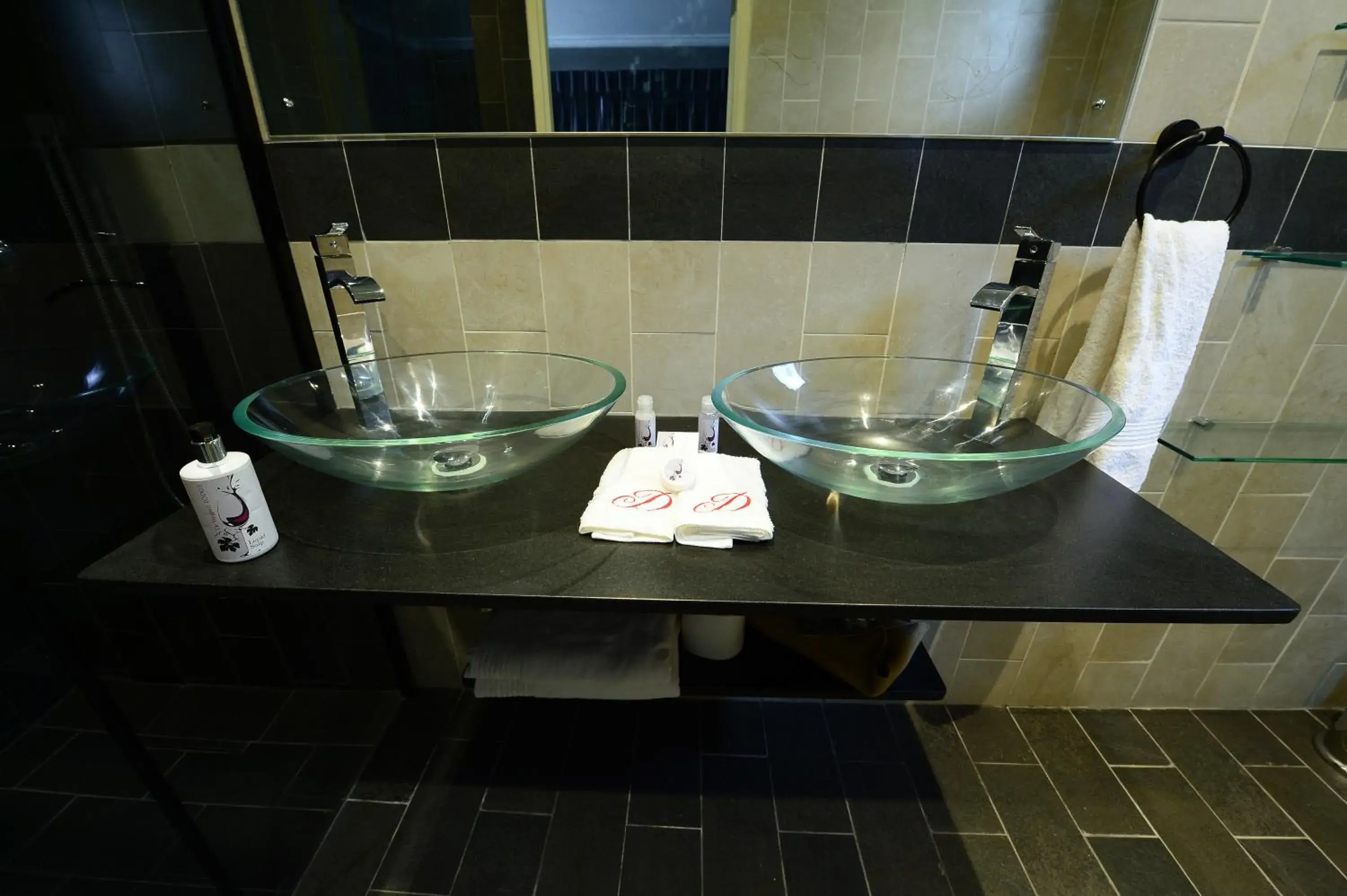 Bathroom in De Wingerd Wijnland Lodge