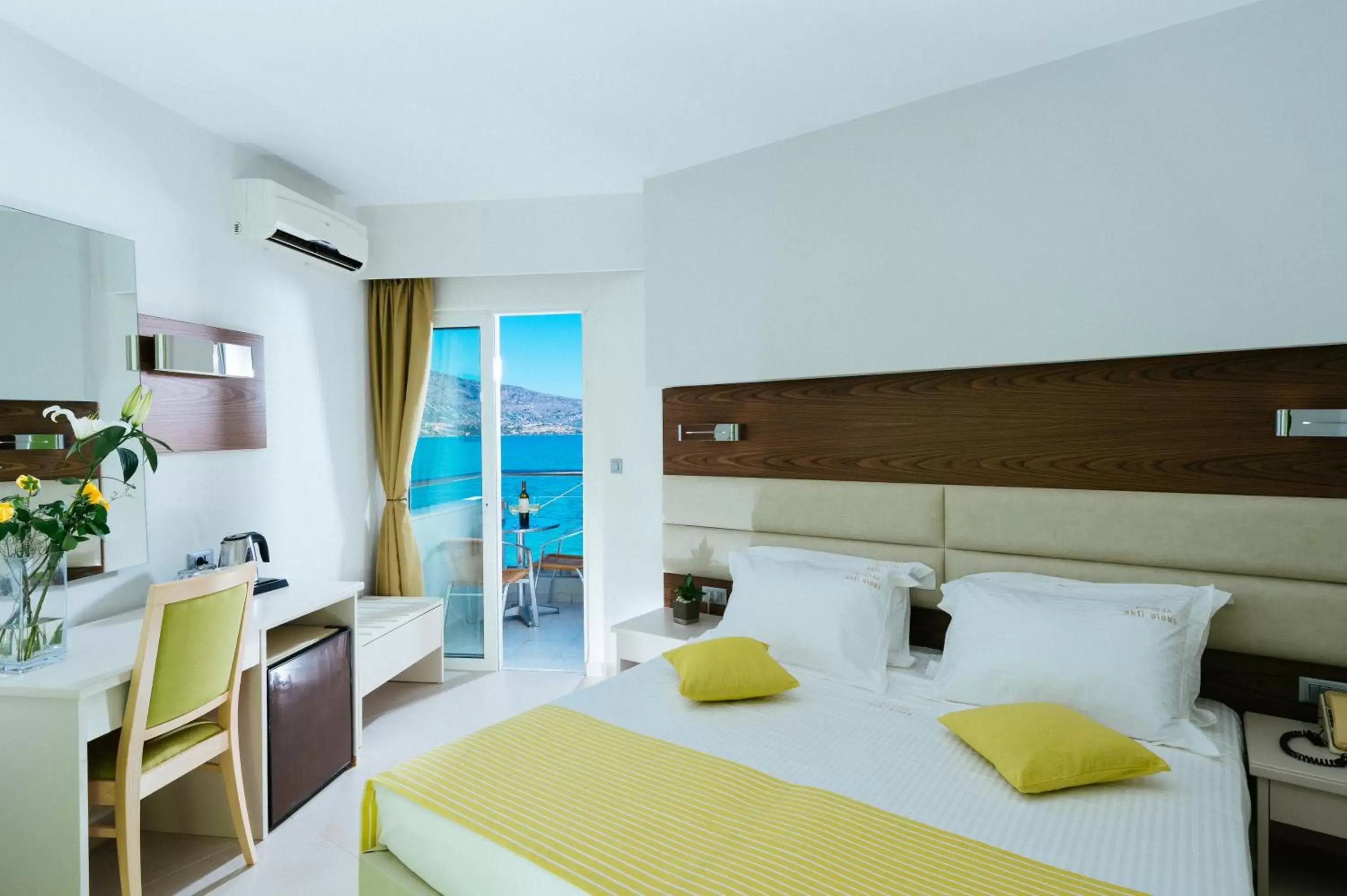 Spring, Room Photo in Elounda Akti Olous (Adults Only)