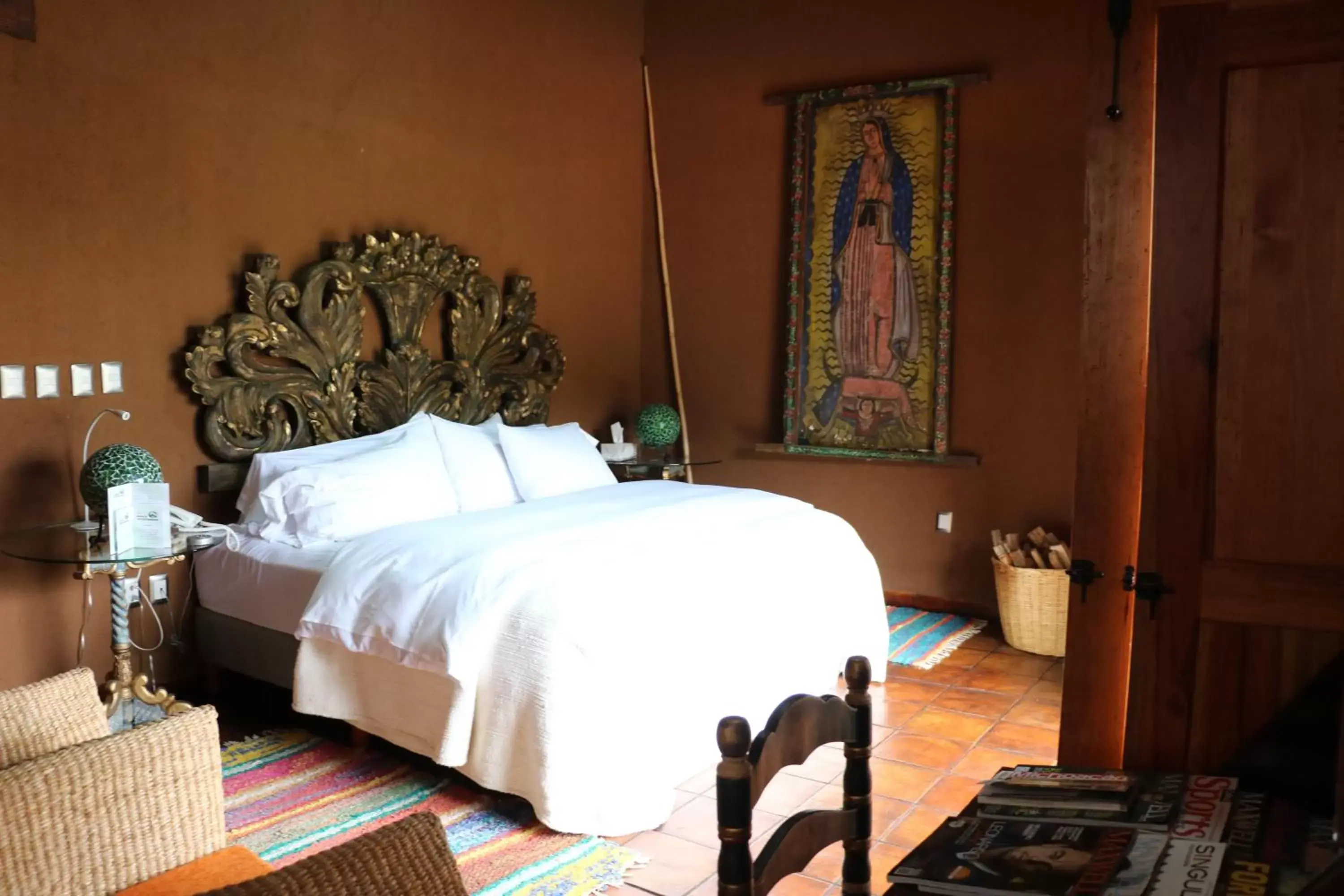 Photo of the whole room, Bed in Hacienda Ucazanaztacua