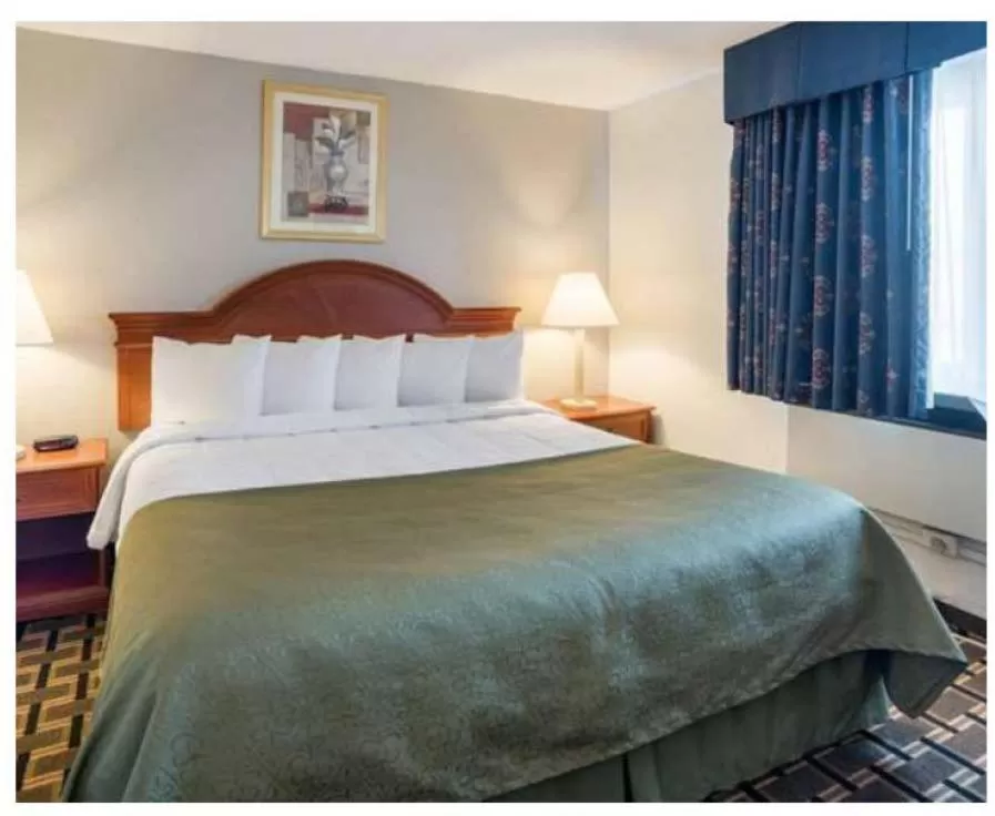 Bedroom, Bed in Quality Inn Savage - Bloomington West