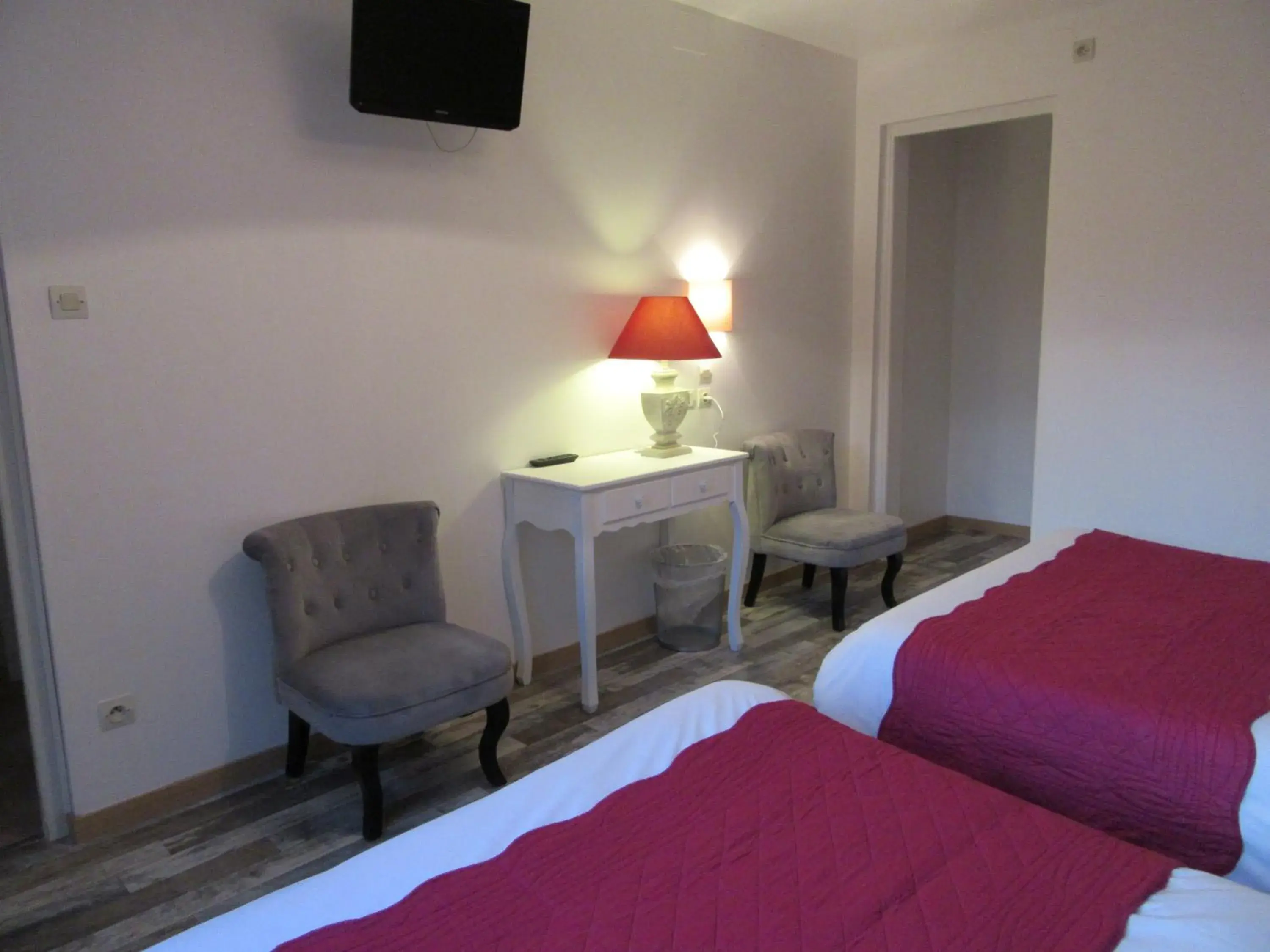 Bedroom, Bed in Hotel De La Bastide