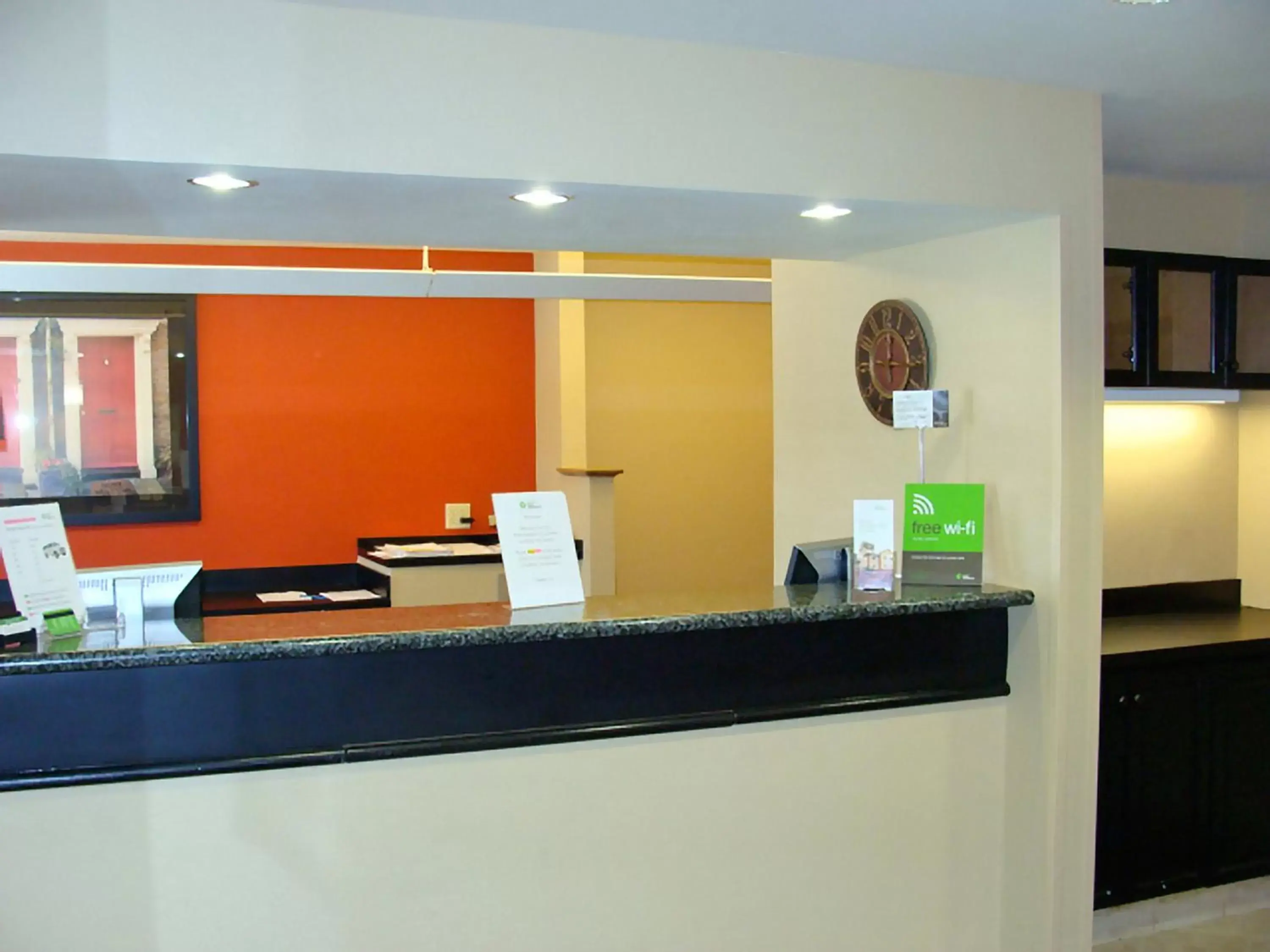 Lobby or reception, Lobby/Reception in Extended Stay America Suites - Piscataway - Rutgers University