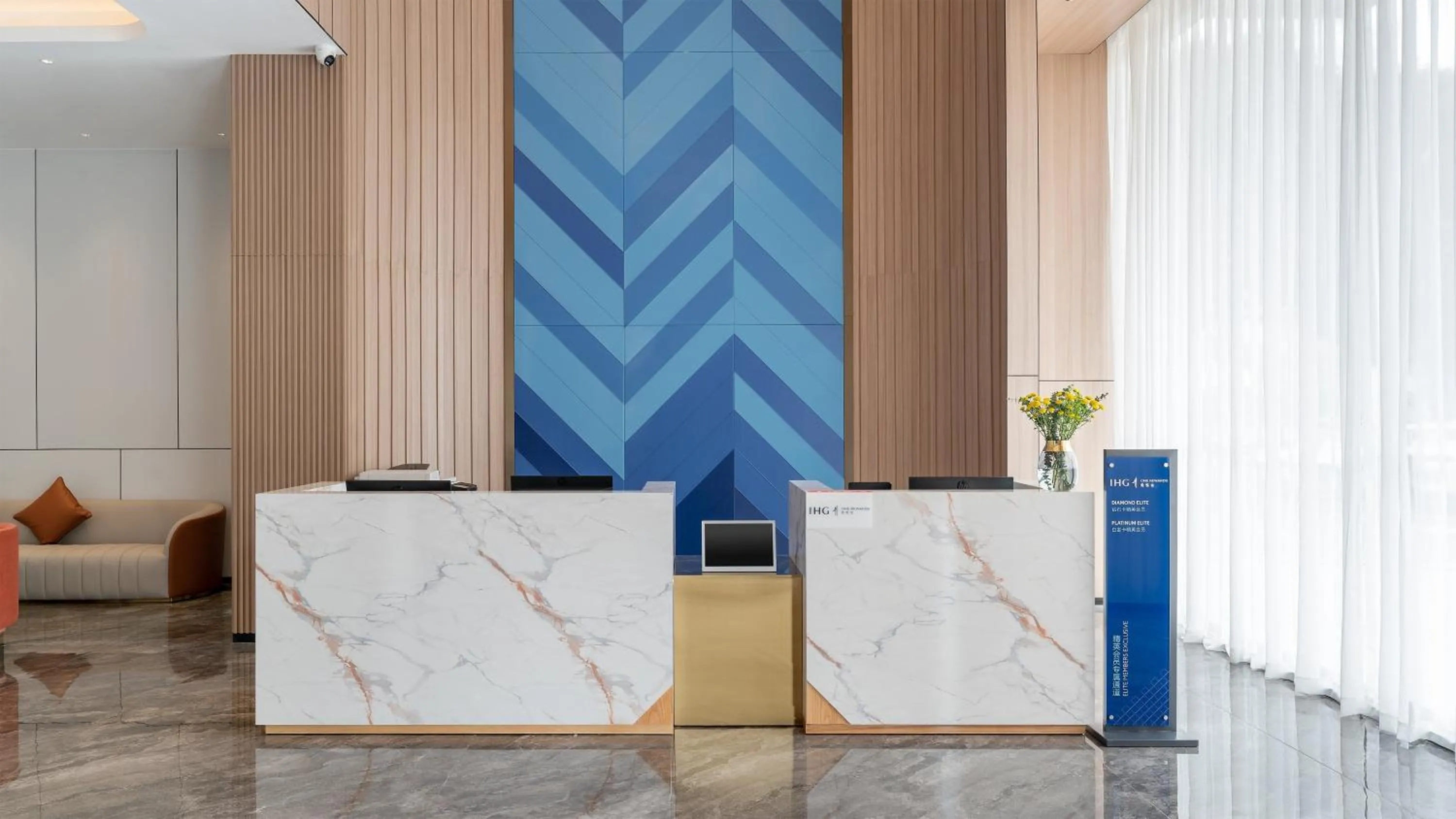 Property building in Holiday Inn Express Nanning Convention&Exhibition