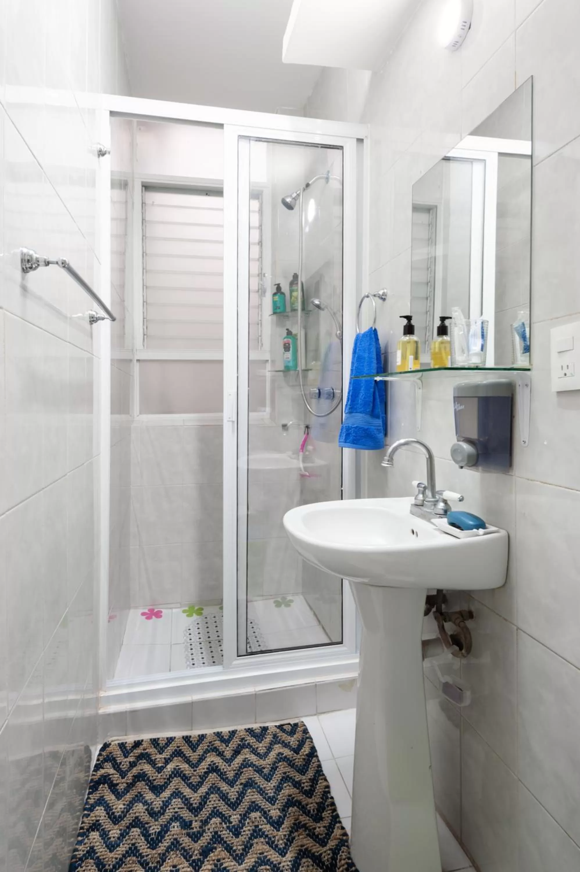 Bathroom in Casa Itzae B&B Polanquito Dog Friendly