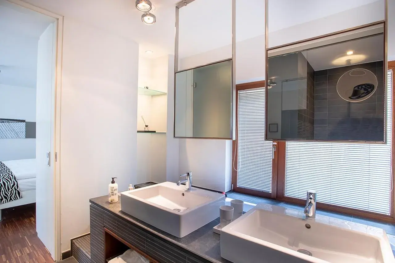Bathroom in BECKER´S Hotel & Restaurant