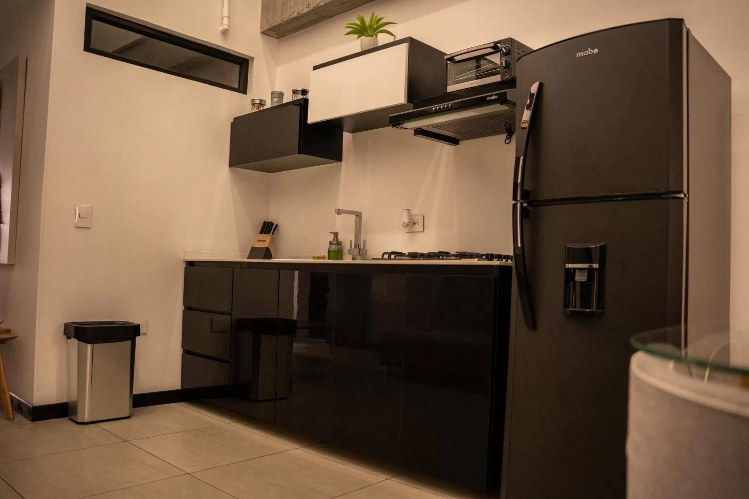 Kitchen or kitchenette in The Coffee Club Apartahotel