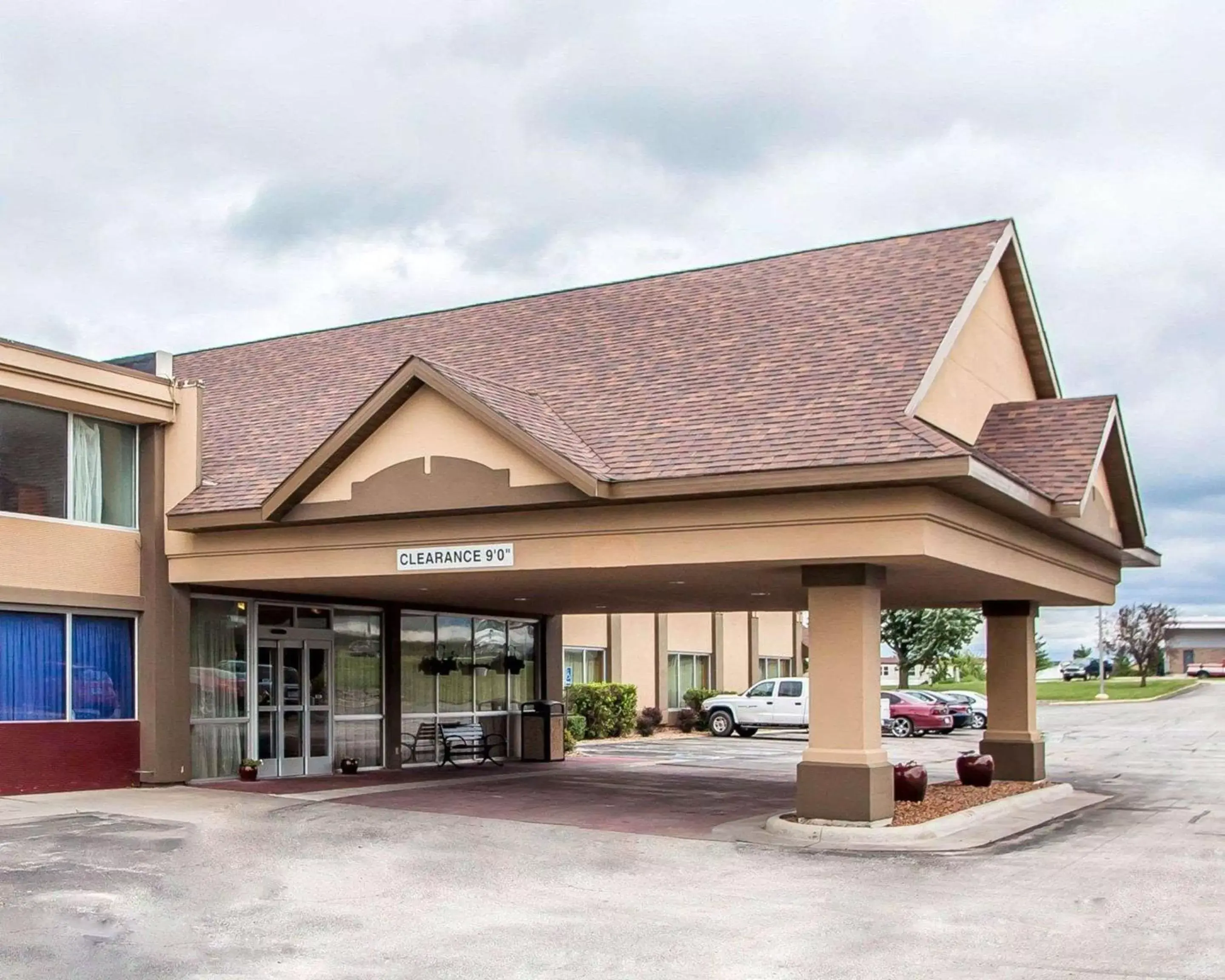 Property Building in Quality Inn Fort Dodge