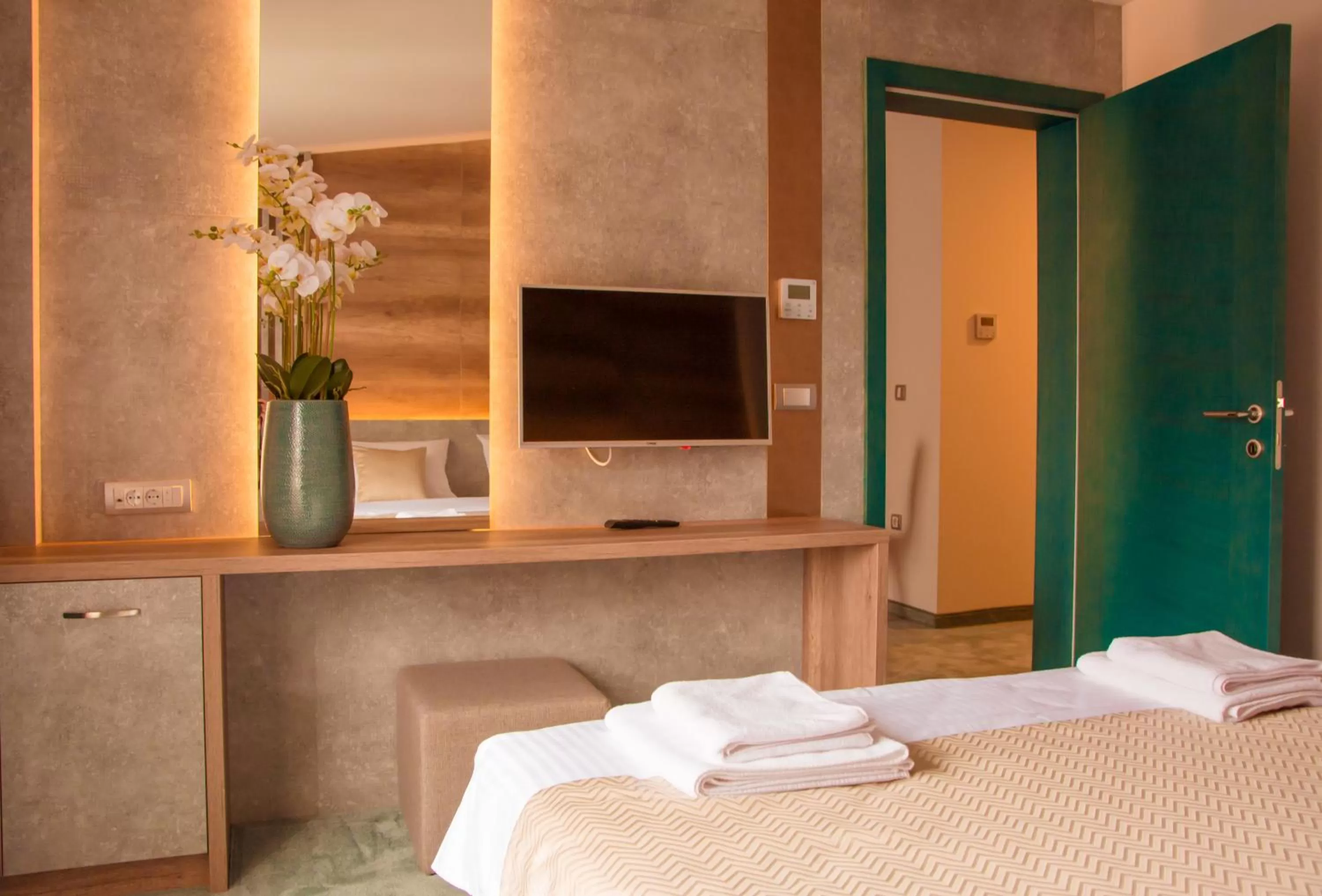 TV and multimedia, Bed in Hotel Nota