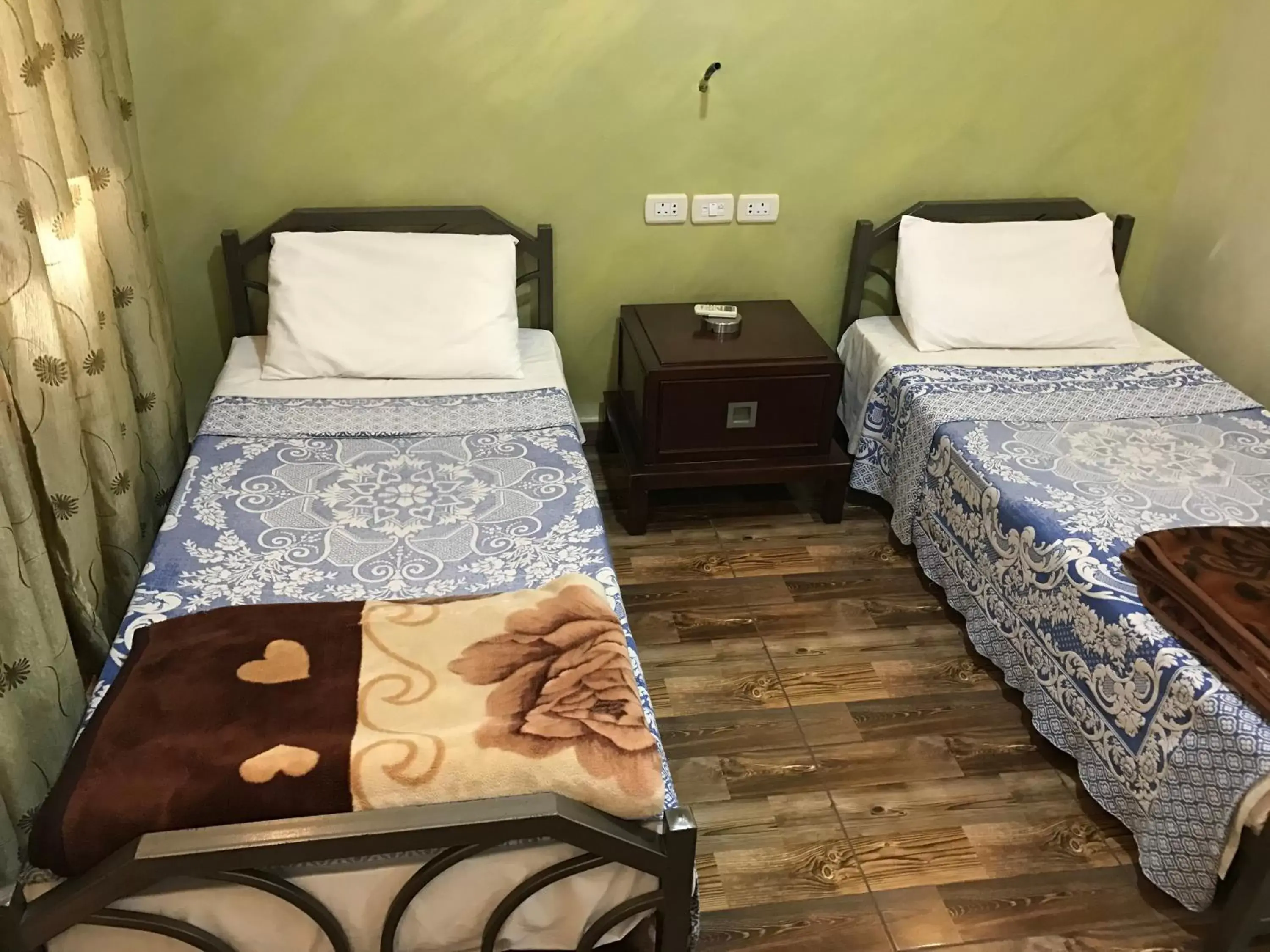 Bed in Sun Rise Hotel & Hostel & Tours