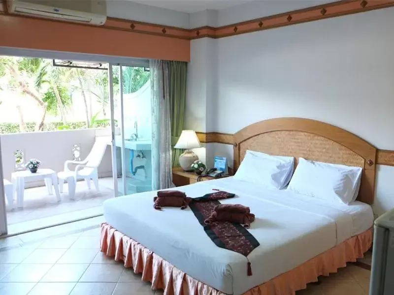 Bed in Diana Garden Resort - SHA Extra Plus