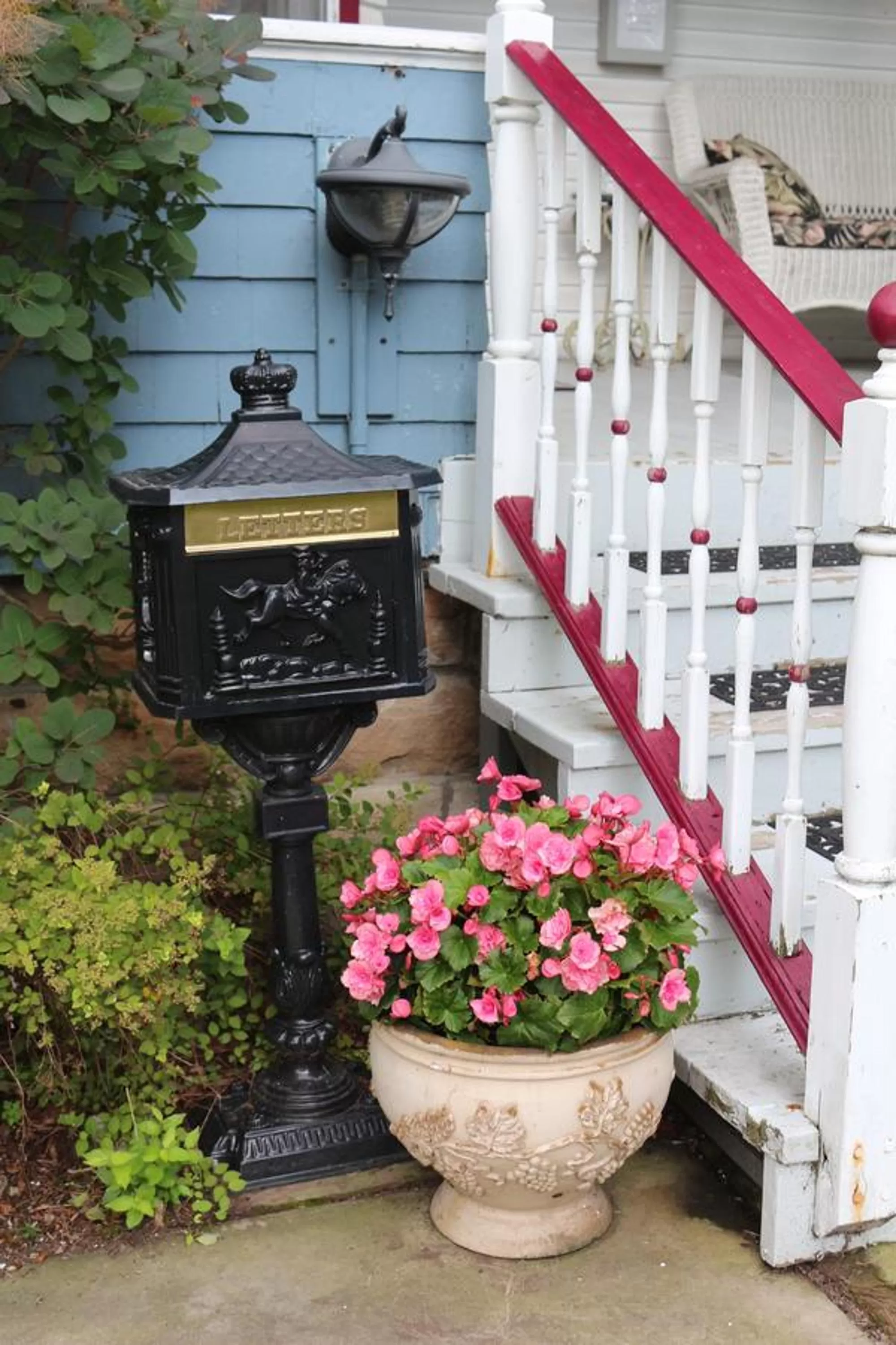 Facade/Entrance in Rose Heart Inn